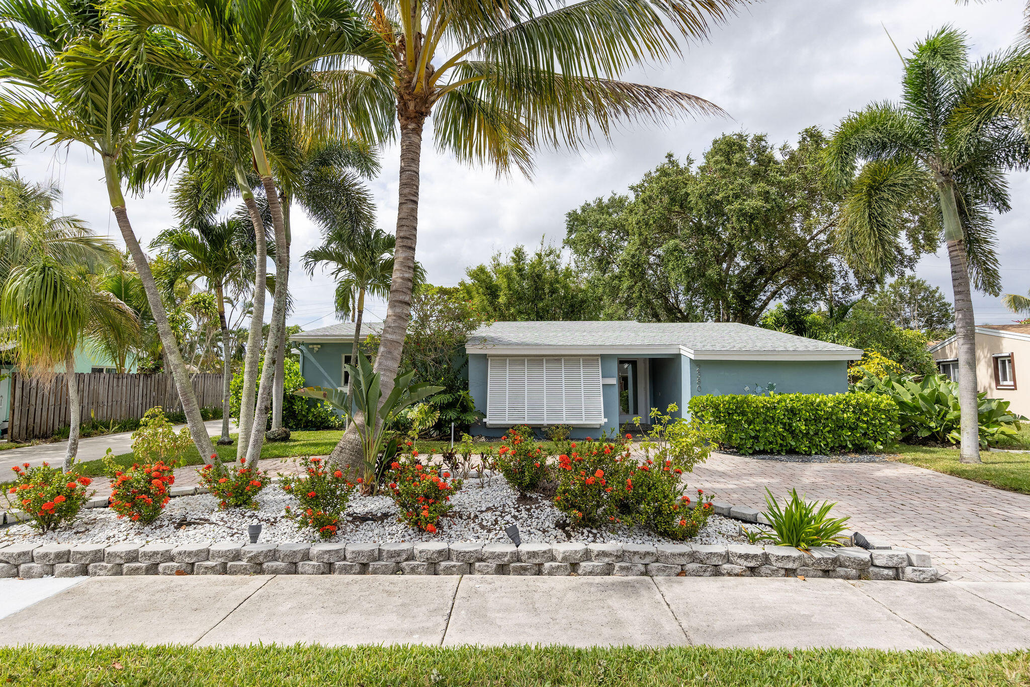 2380 Sw 15th Street Property Photo 1