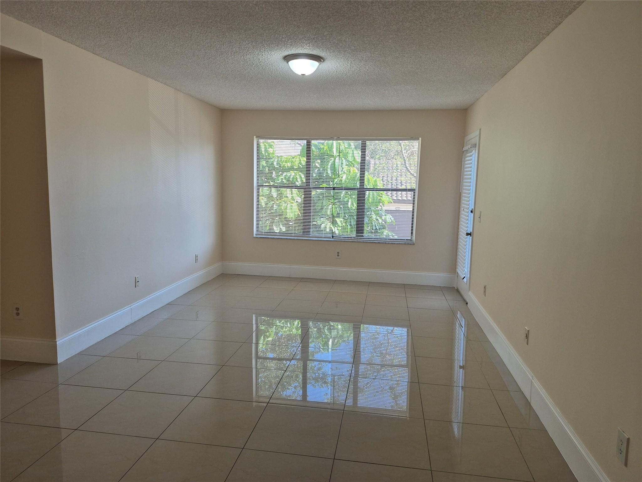 B26078429 Property Photo 1