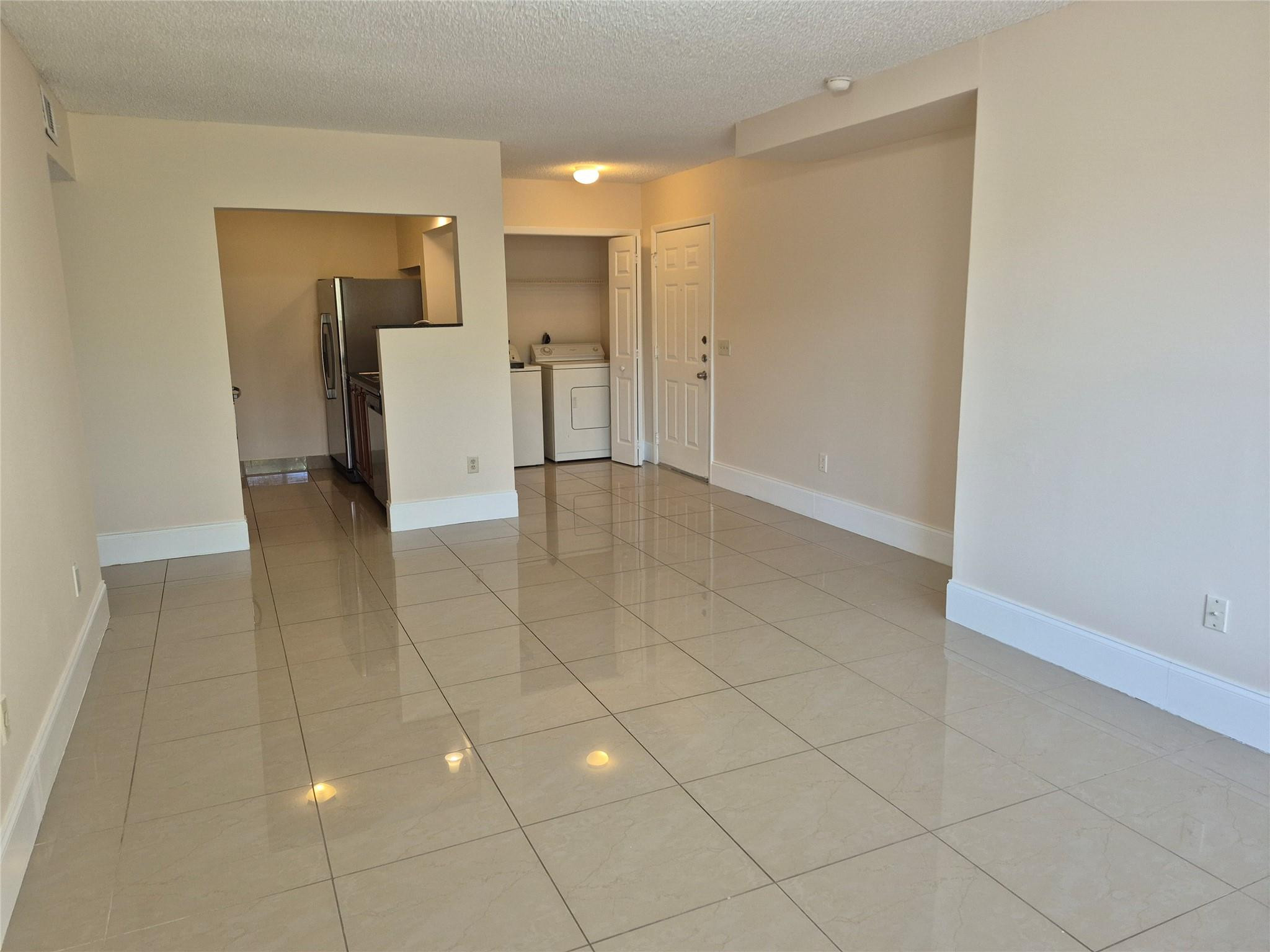 B26078429 Property Photo 2