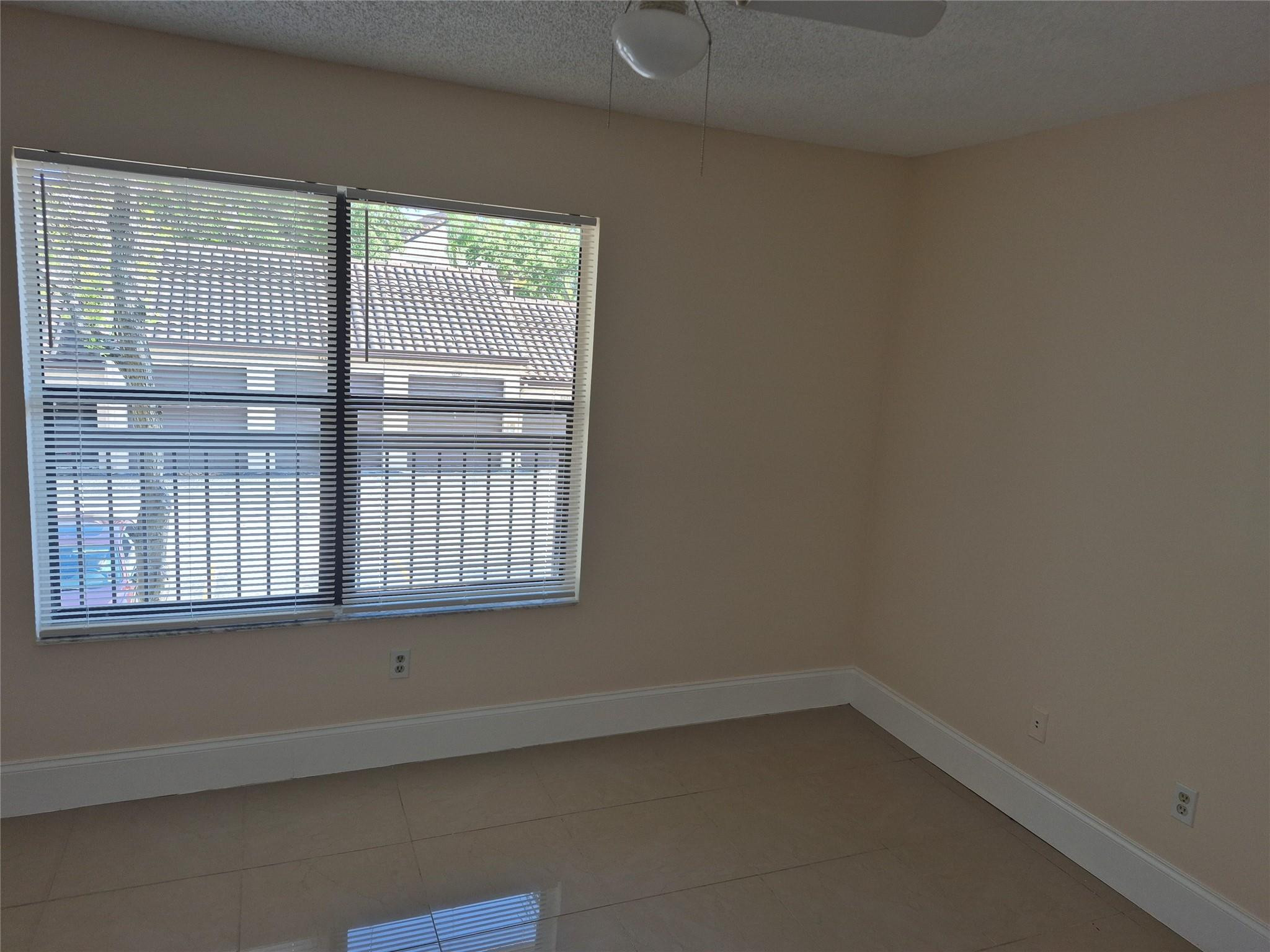 B26078429 Property Photo 5