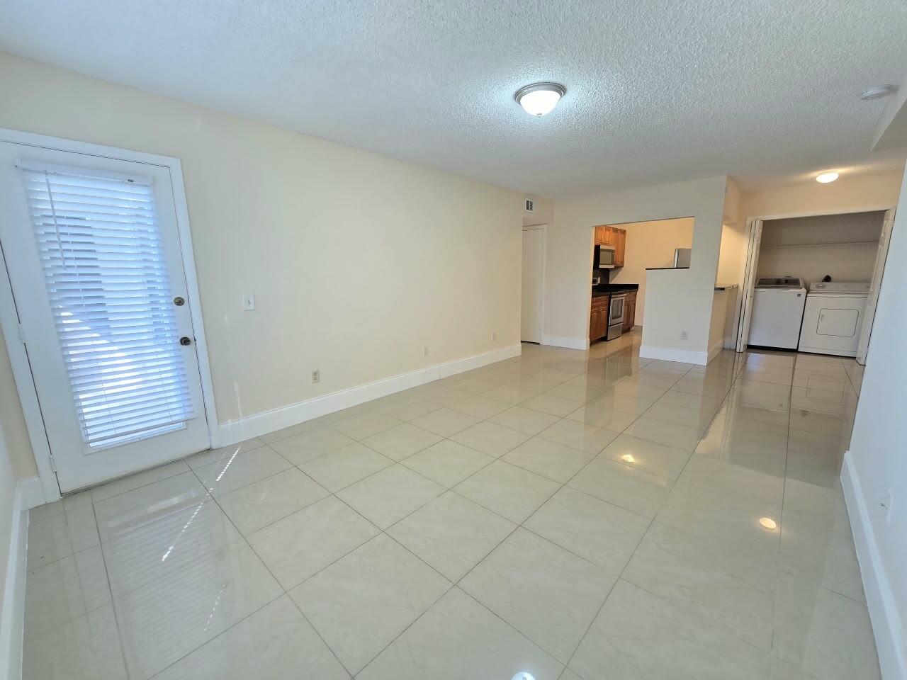 B26078429 Property Photo 5