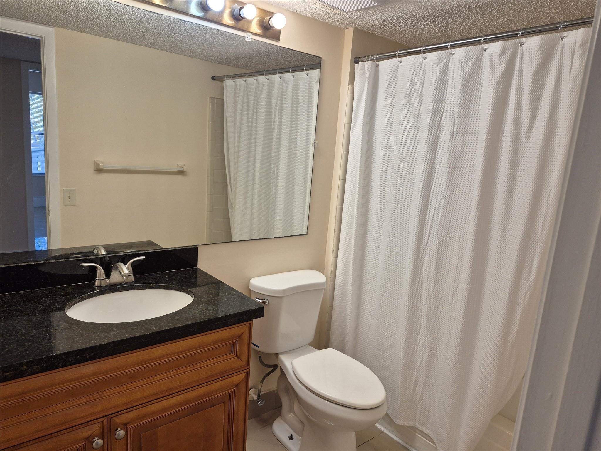 B26078429 Property Photo 8