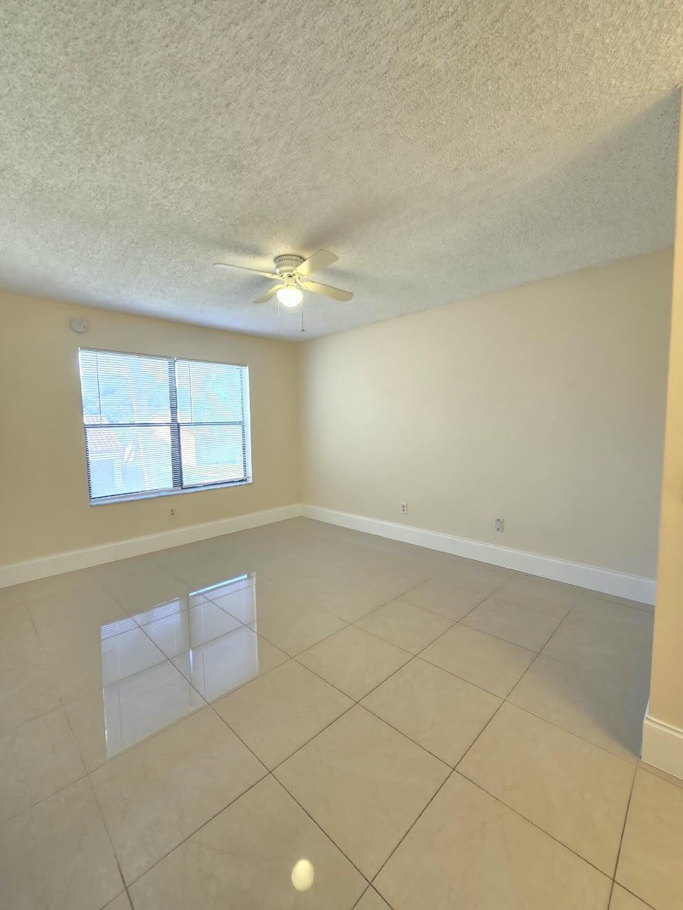 B26078429 Property Photo 8