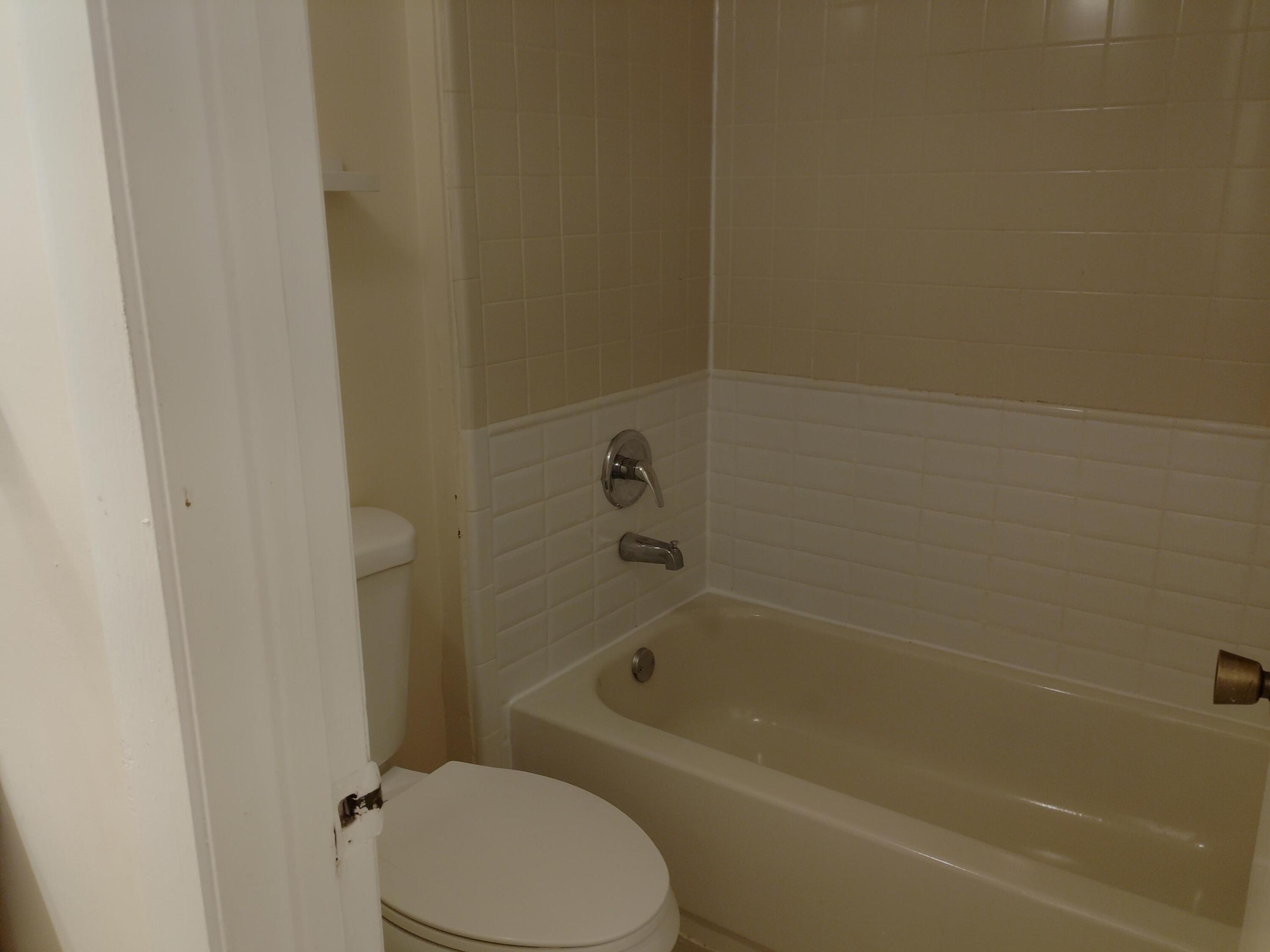B26078429 Property Photo 14