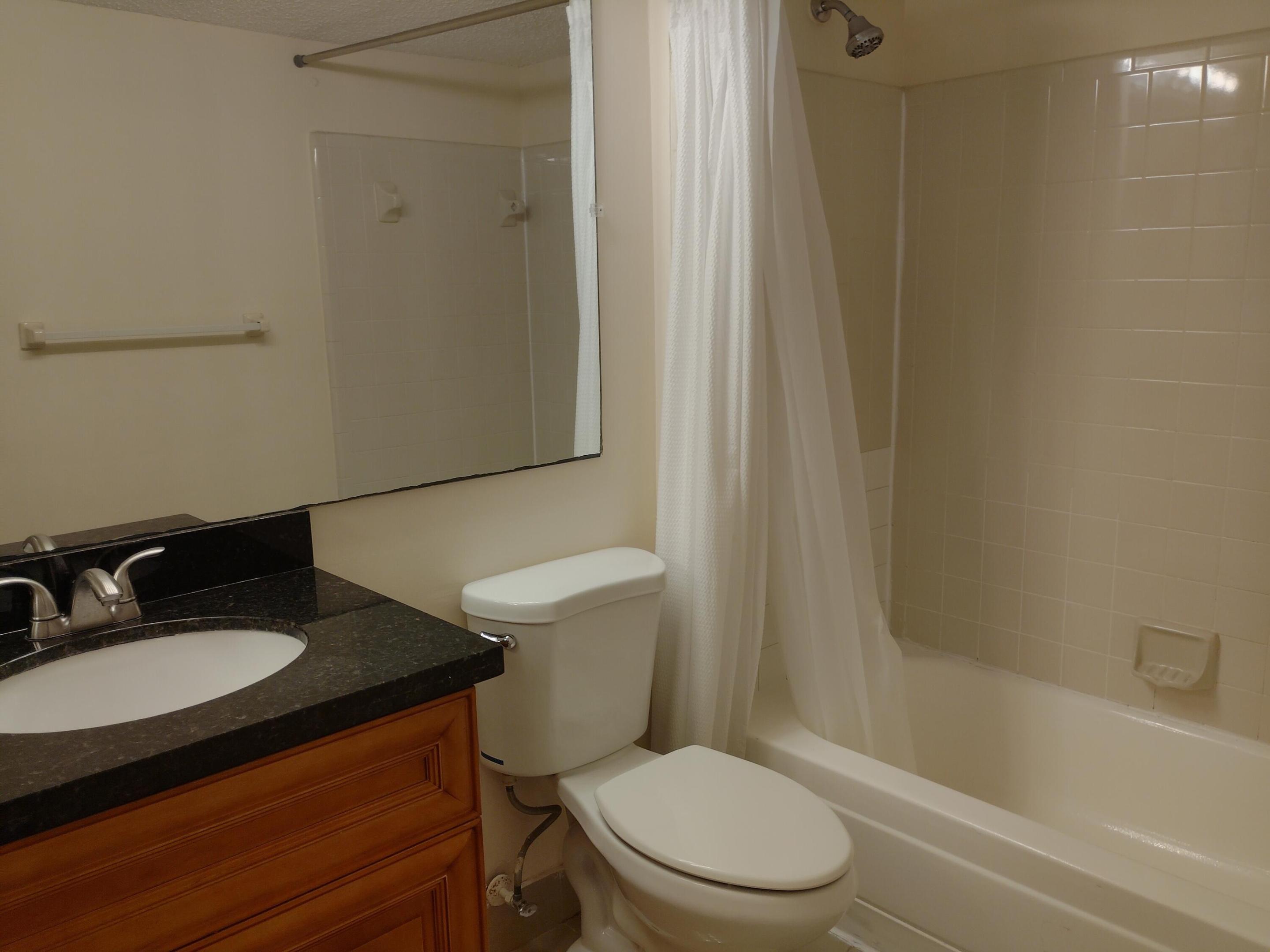 B26078429 Property Photo 15