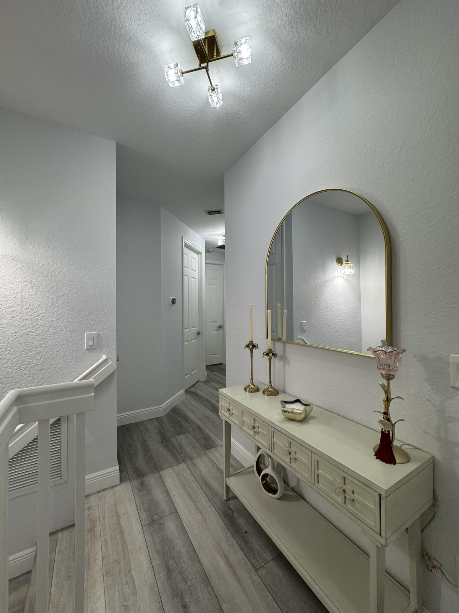 115 S Longport Circle D Property Photo 19