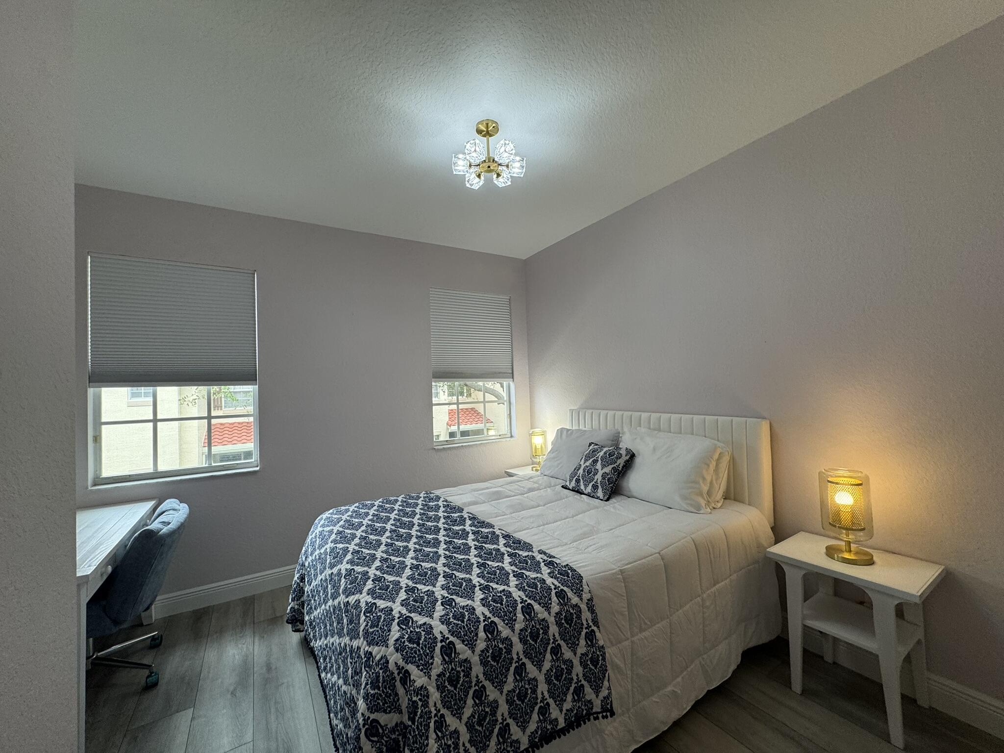 115 S Longport Circle D Property Photo 22