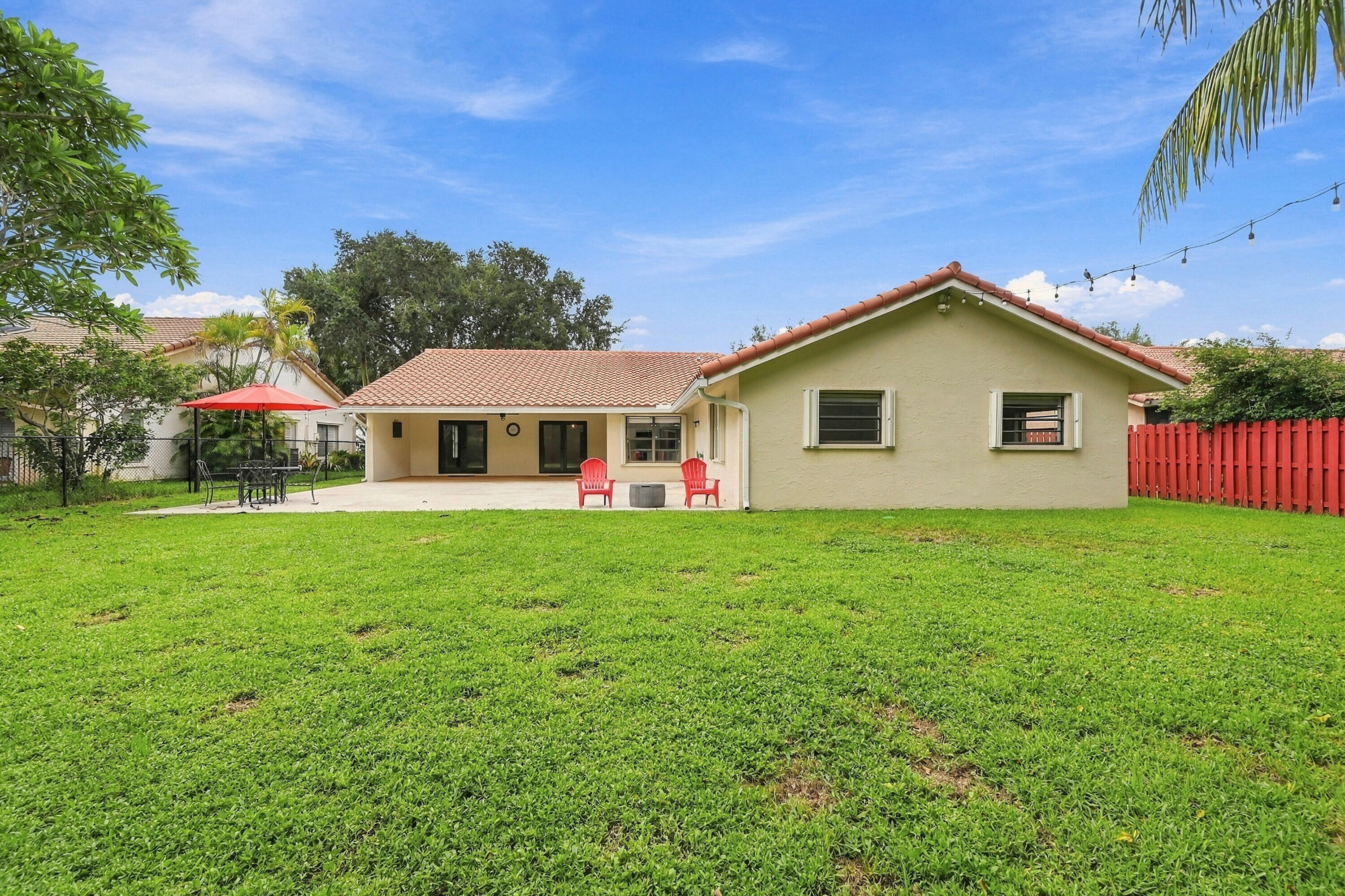 9255 Nw 18th Street Property Photo 44