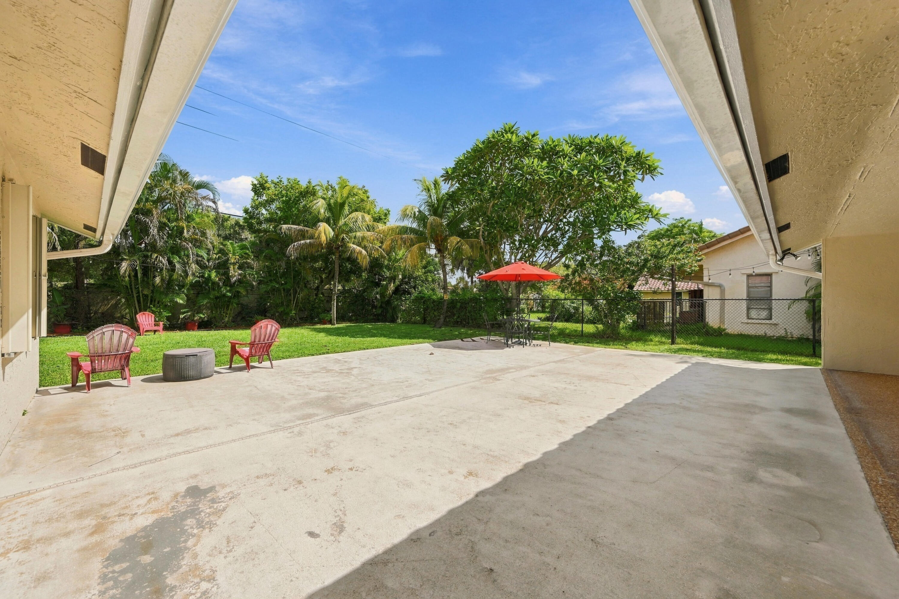 9255 Nw 18th Street Property Photo 47