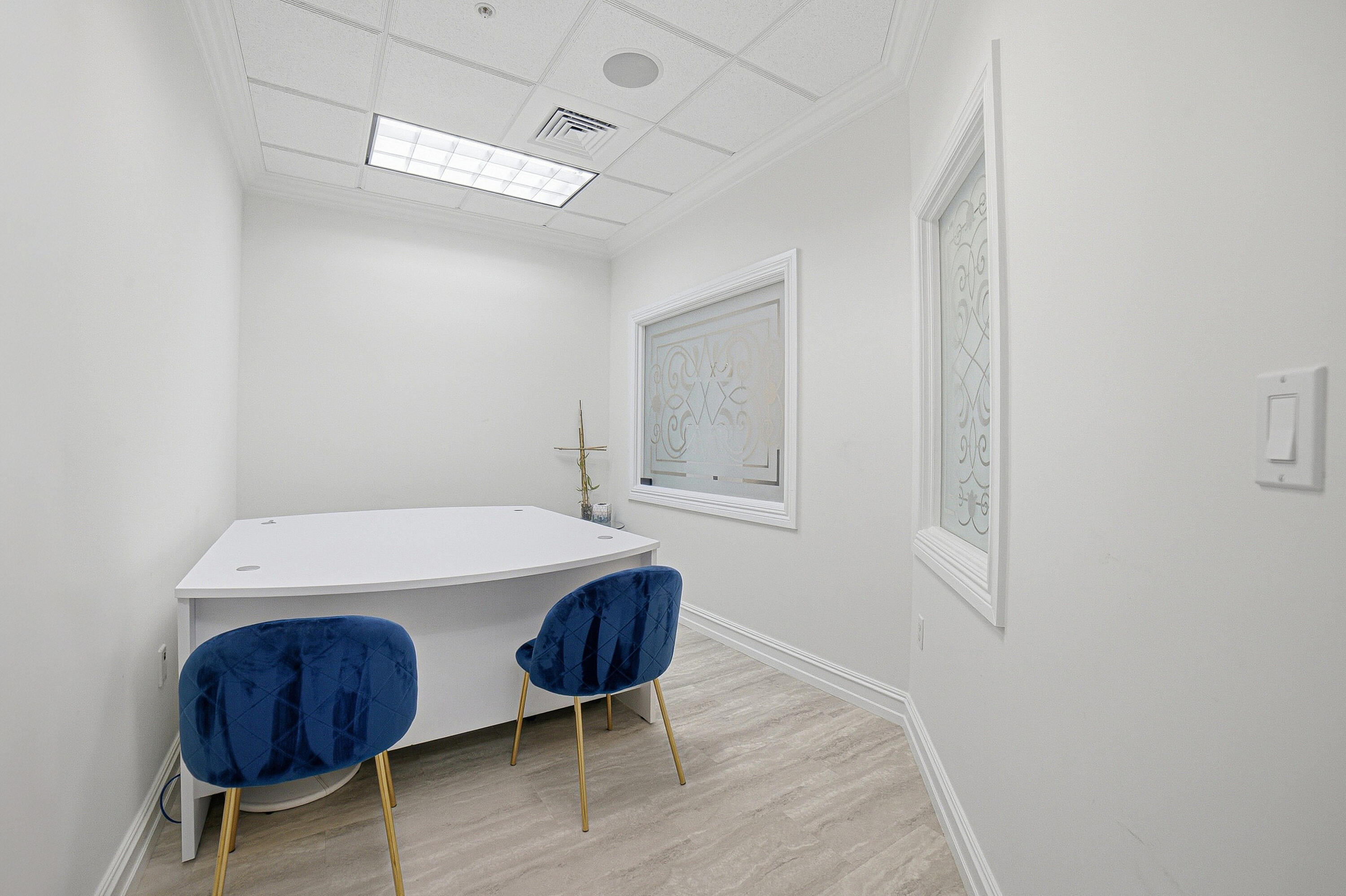 1880 N Congress Avenue 314 Property Photo 12