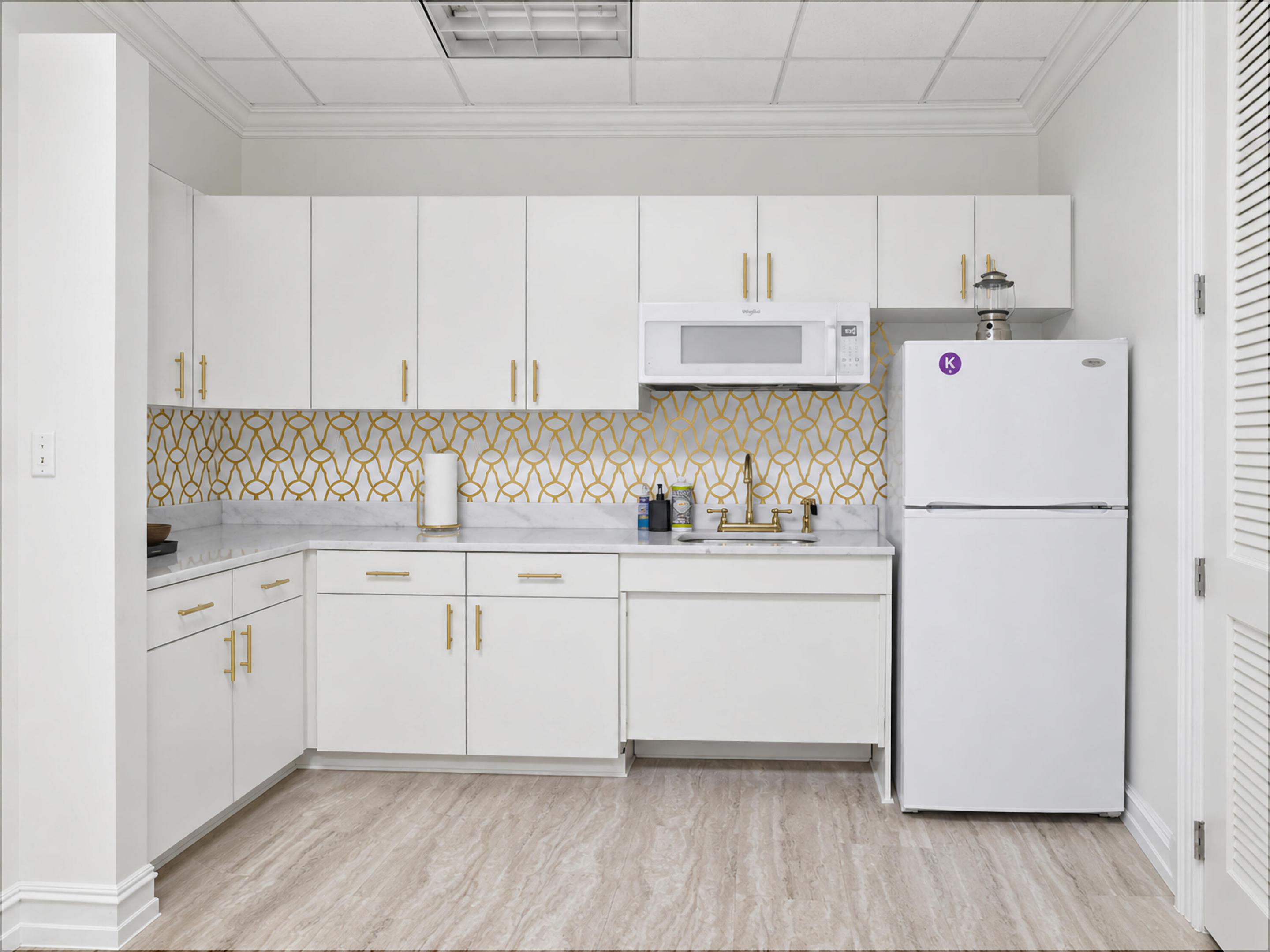 1880 N Congress Avenue 314 Property Photo 18