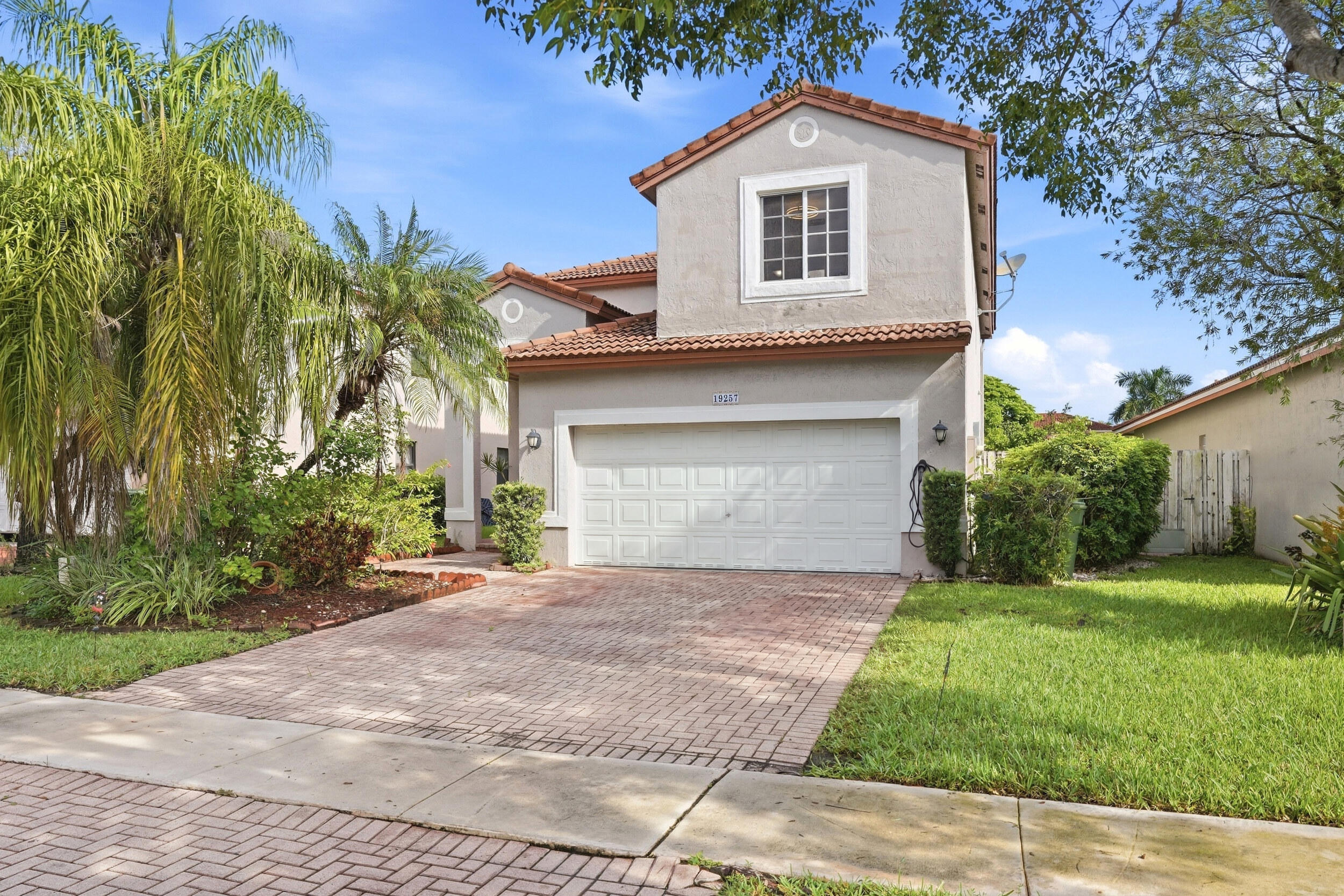 19257 NW 14th Street Property Photo 1