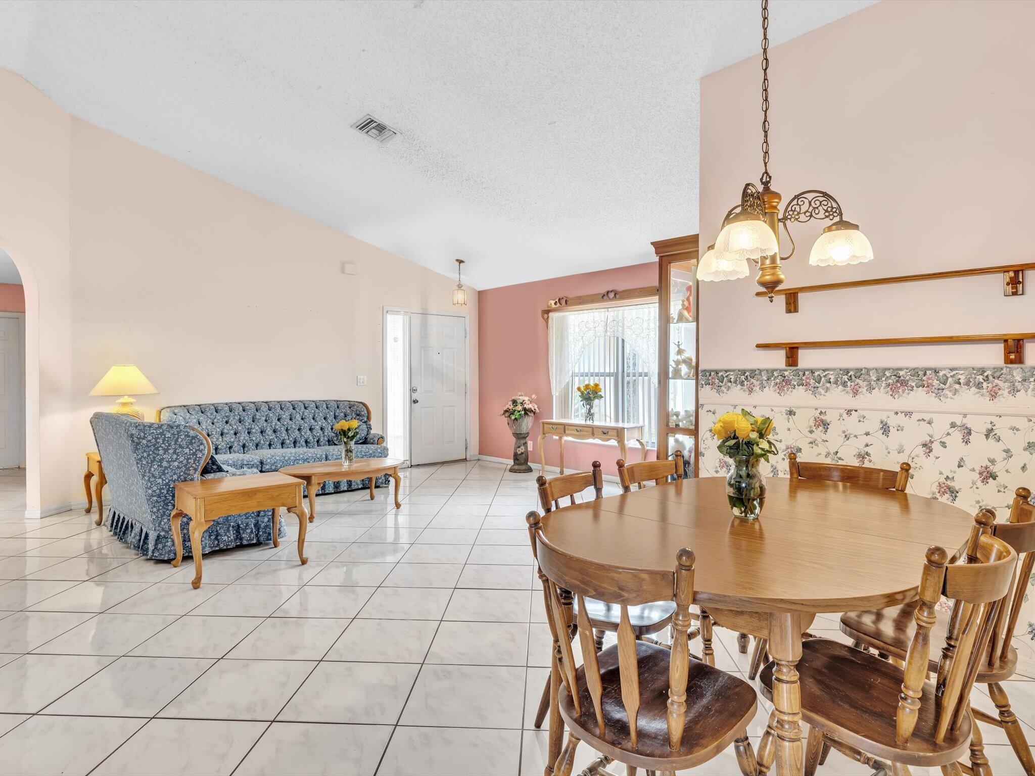 12535 Sw 7th Place Property Photo 10