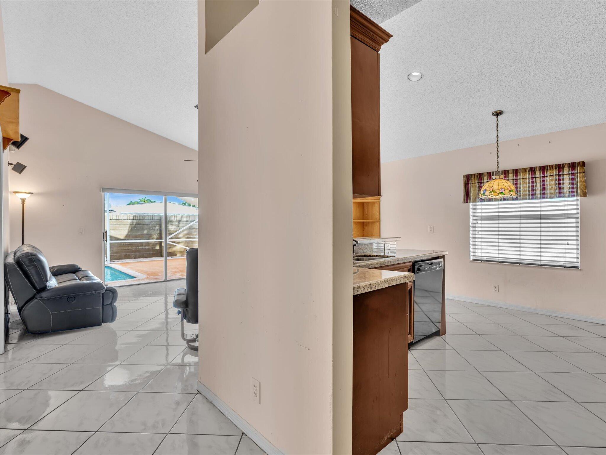 12535 Sw 7th Place Property Photo 22
