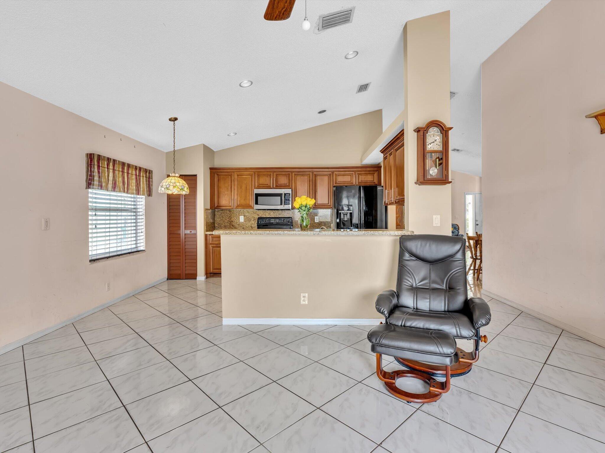 12535 Sw 7th Place Property Photo 31