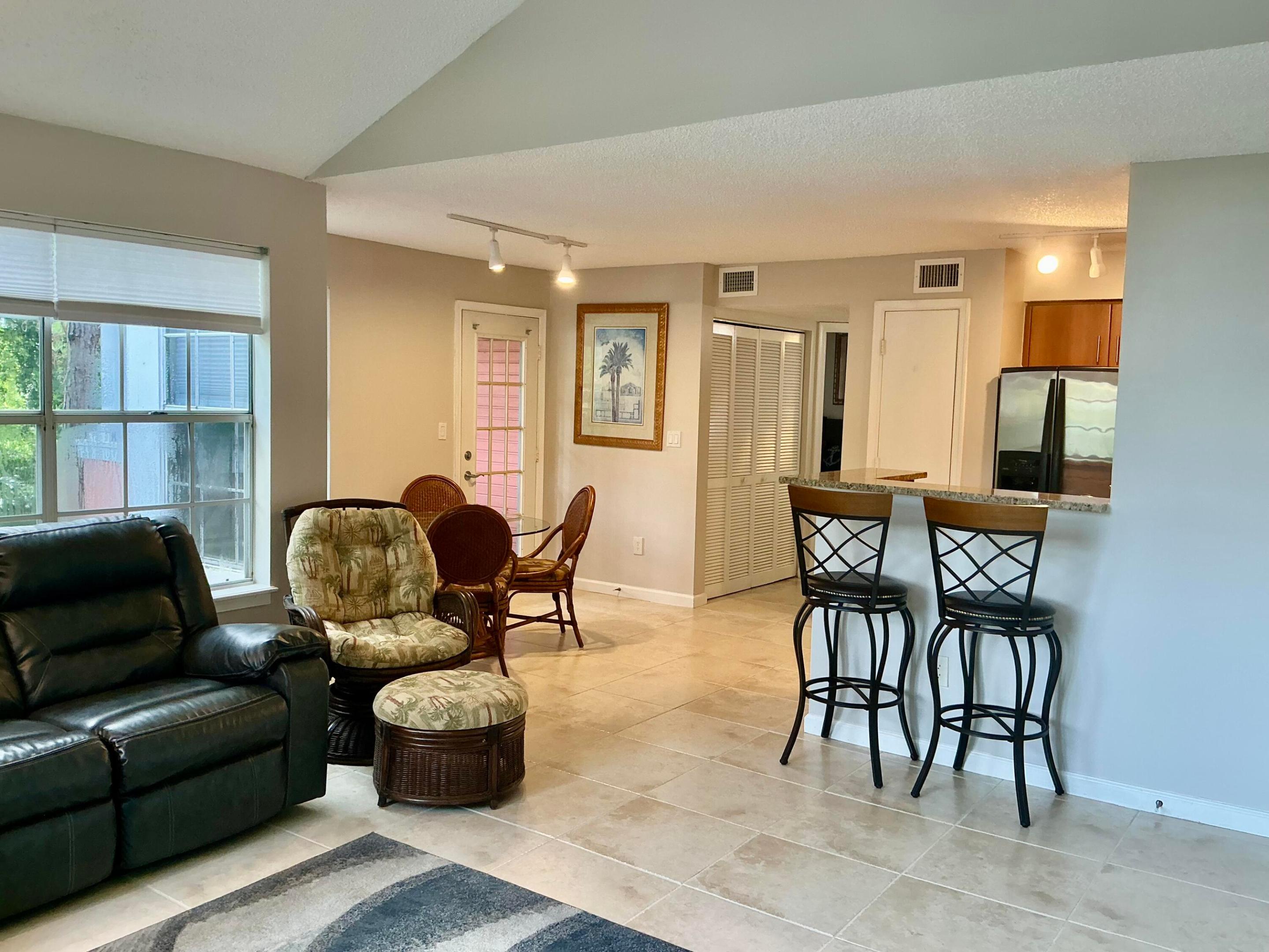 1125 Crystal Way B Property Photo 10
