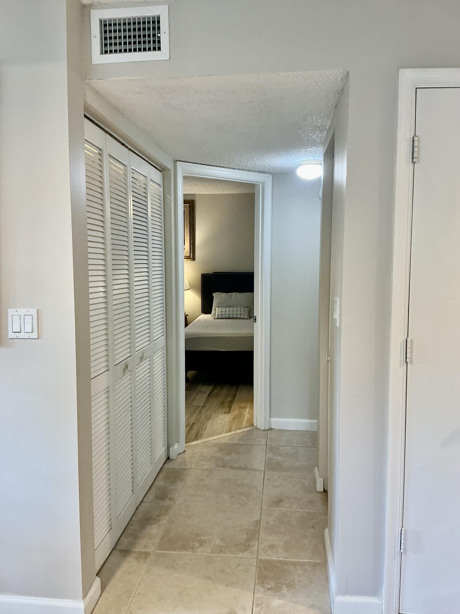1125 Crystal Way B Property Photo 27