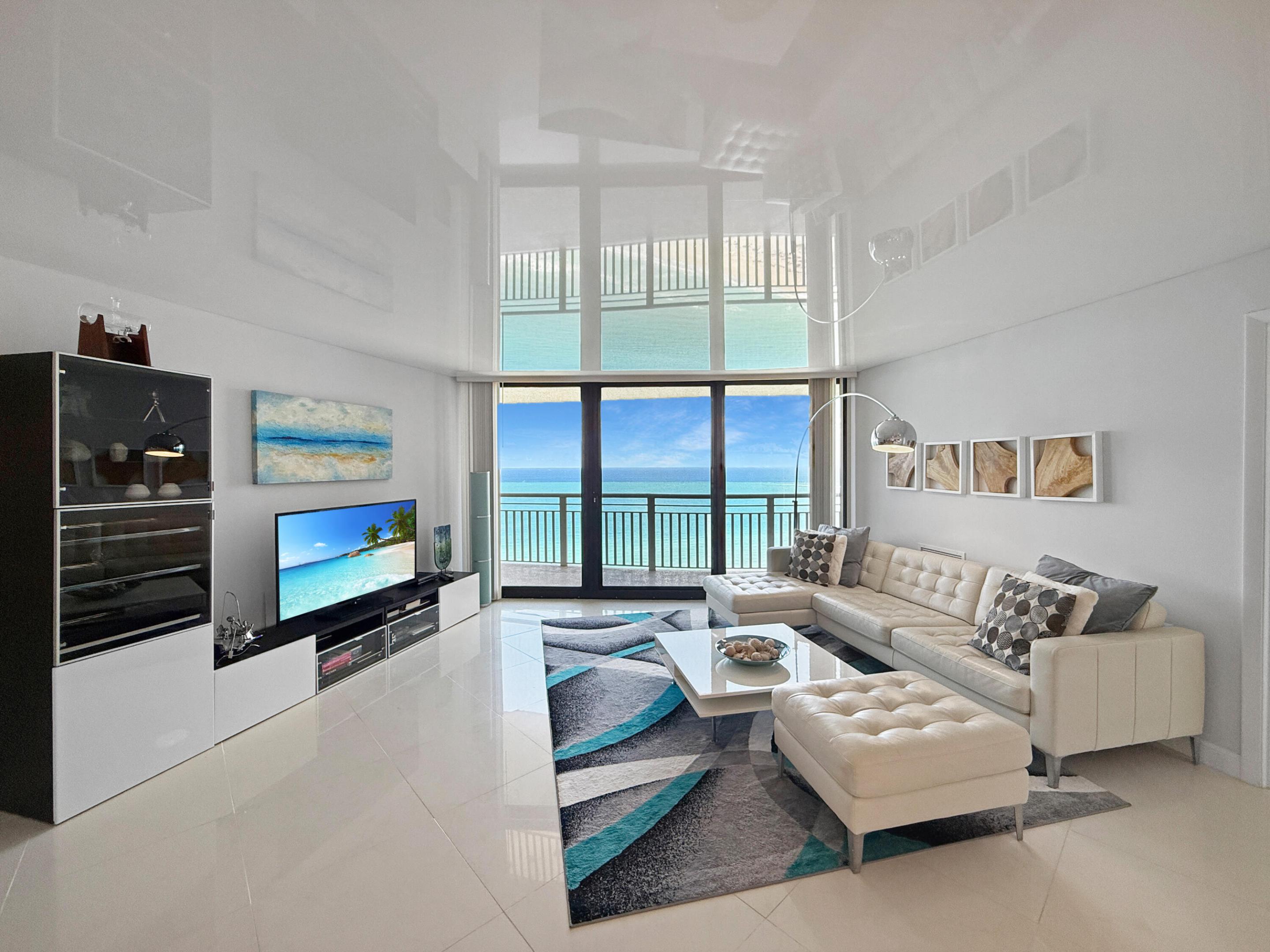 3000 N Ocean Drive 32-d Property Photo 2