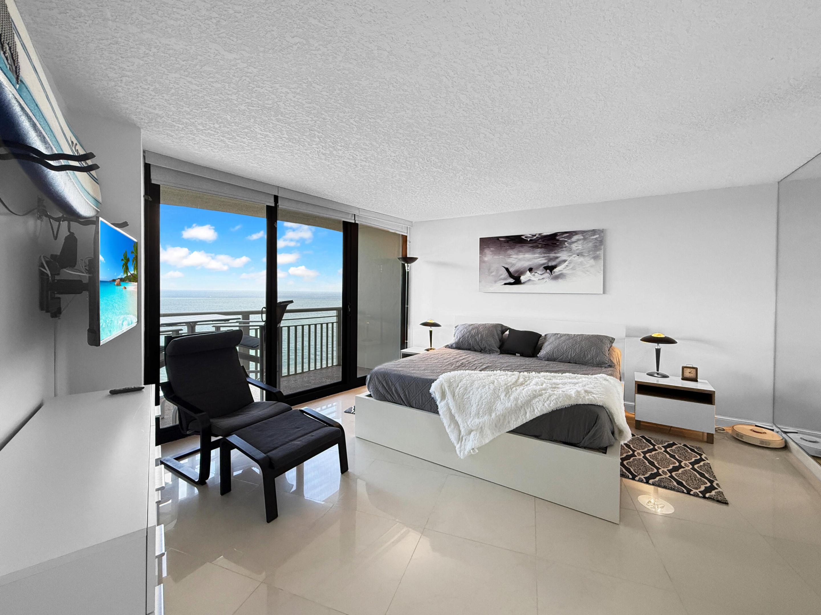 3000 N Ocean Drive 32-d Property Photo 10