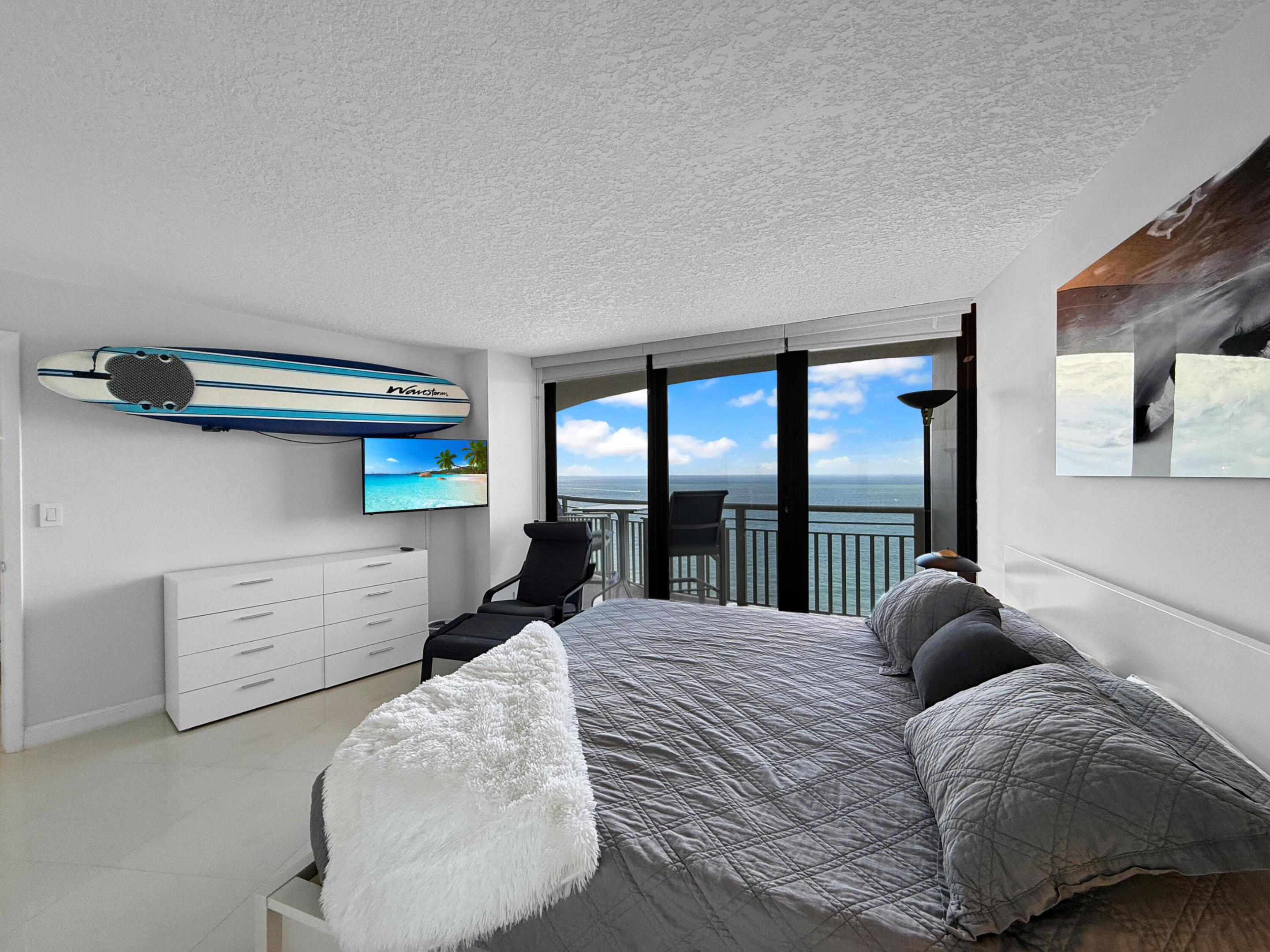 3000 N Ocean Drive 32-d Property Photo 11