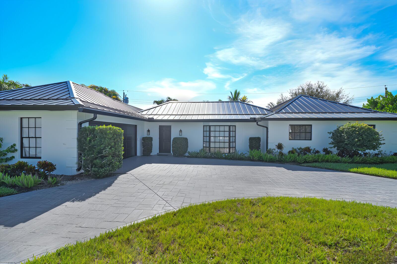 7 Se Paddock Circle Property Photo 1