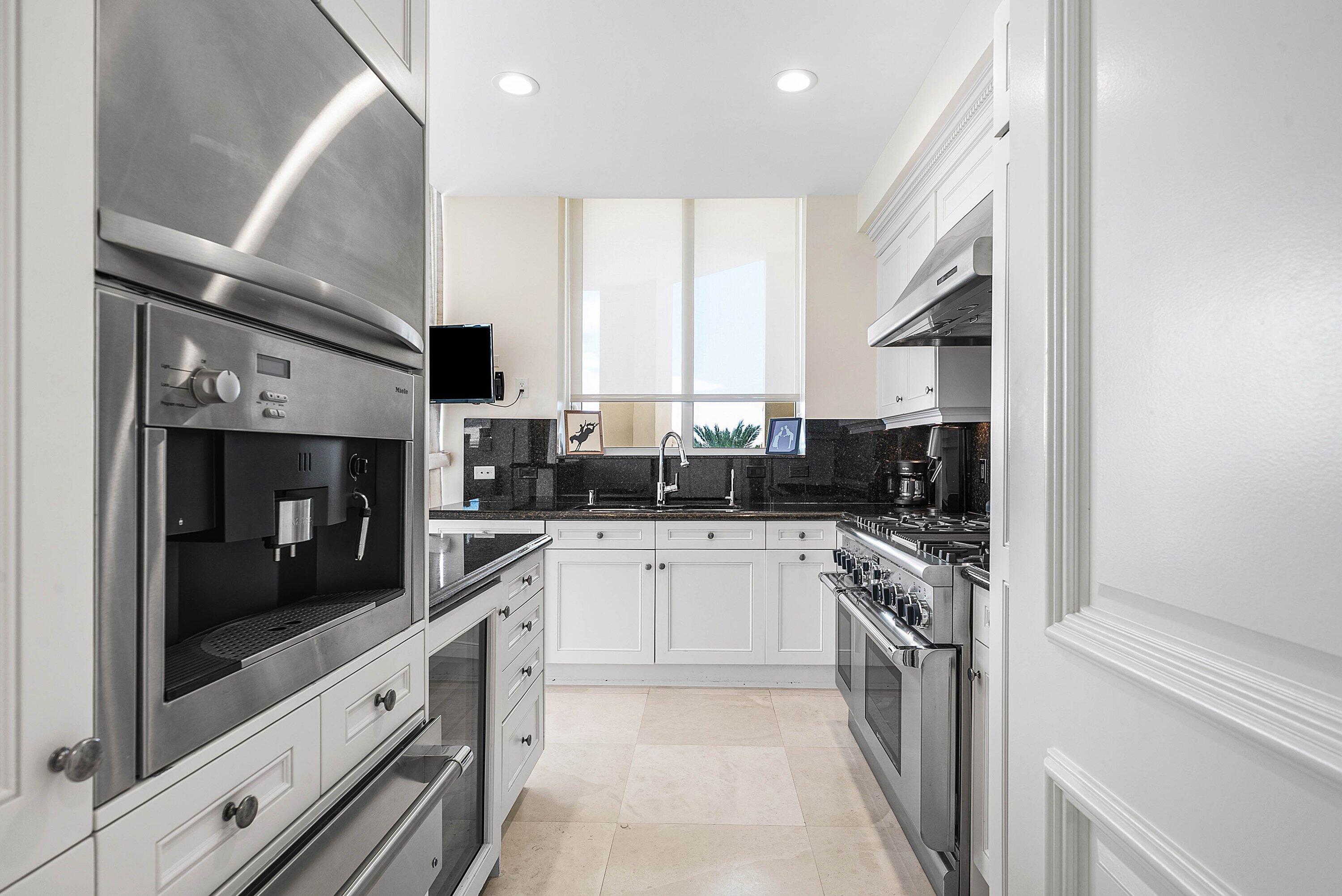 B26078649 Property Photo 12