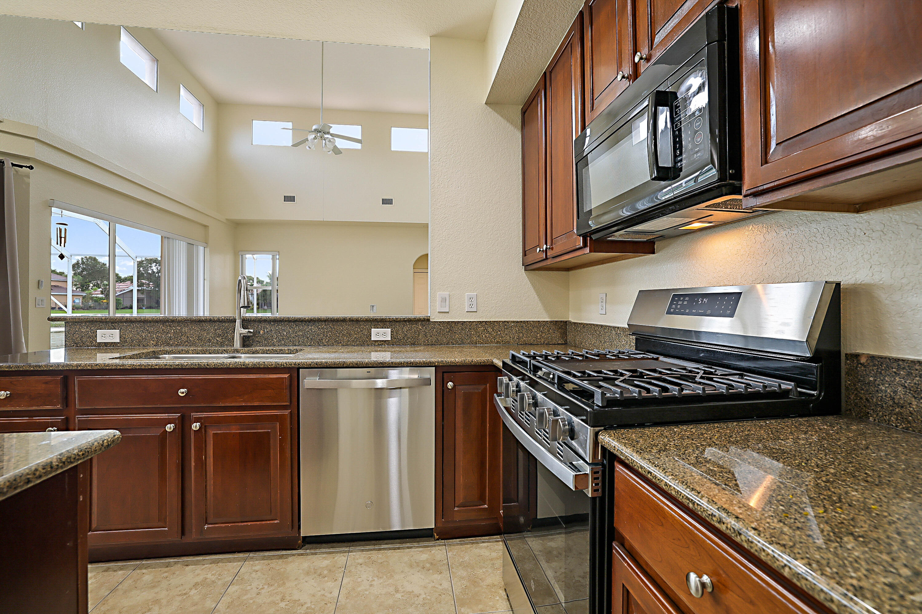 3626 E Hamilton Key Property Photo 22