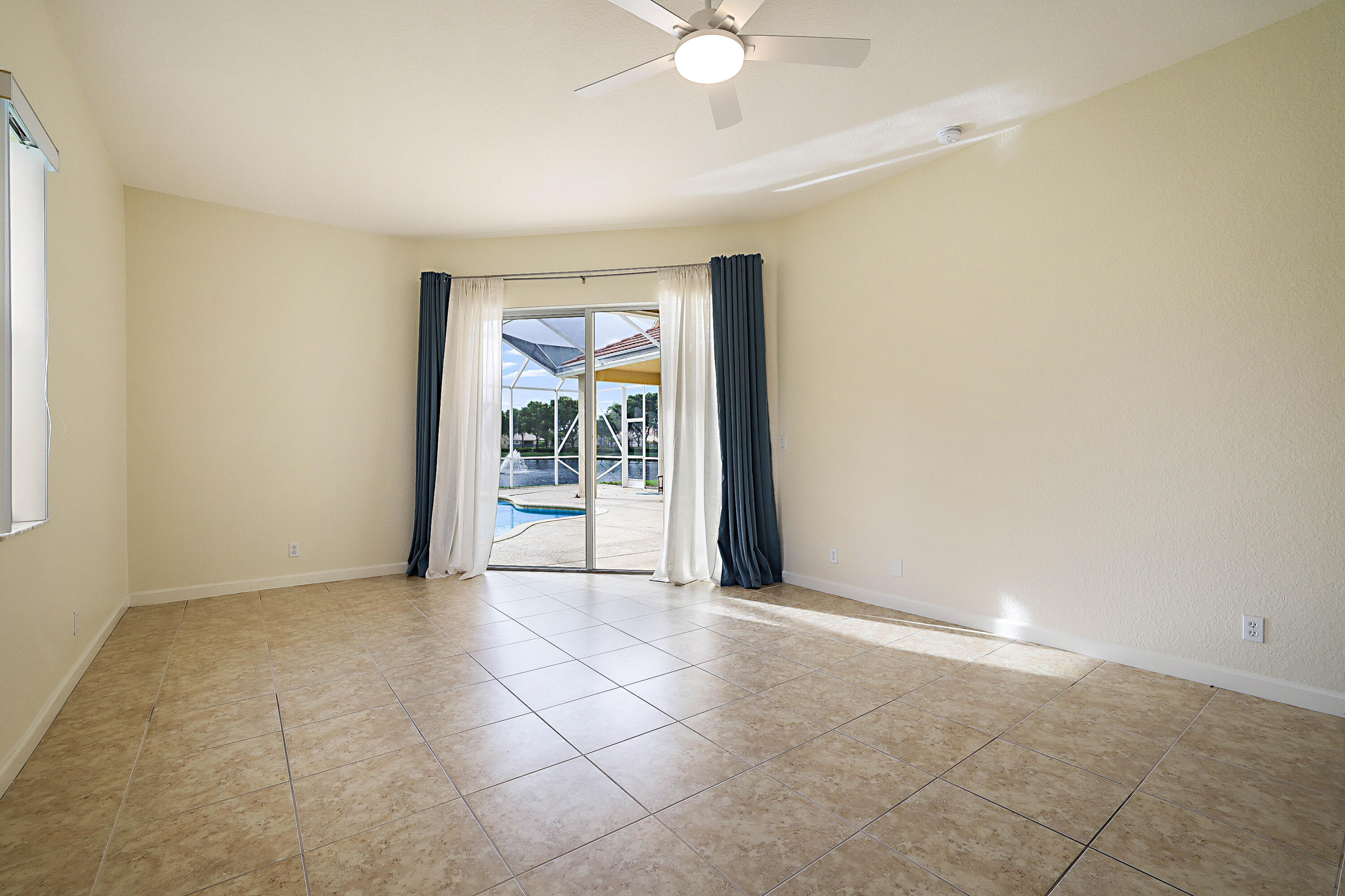 3626 E Hamilton Key Property Photo 27