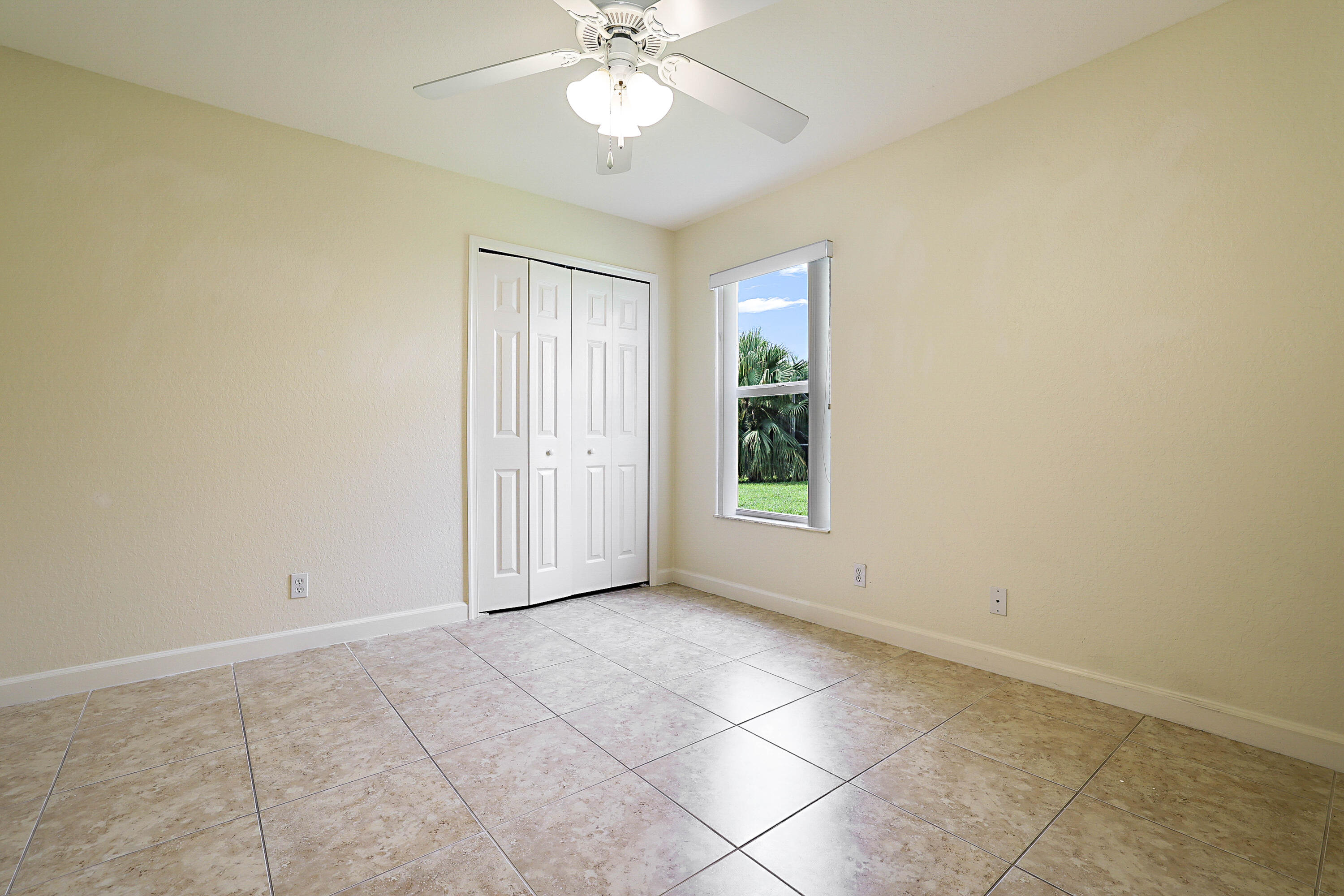 3626 E Hamilton Key Property Photo 36