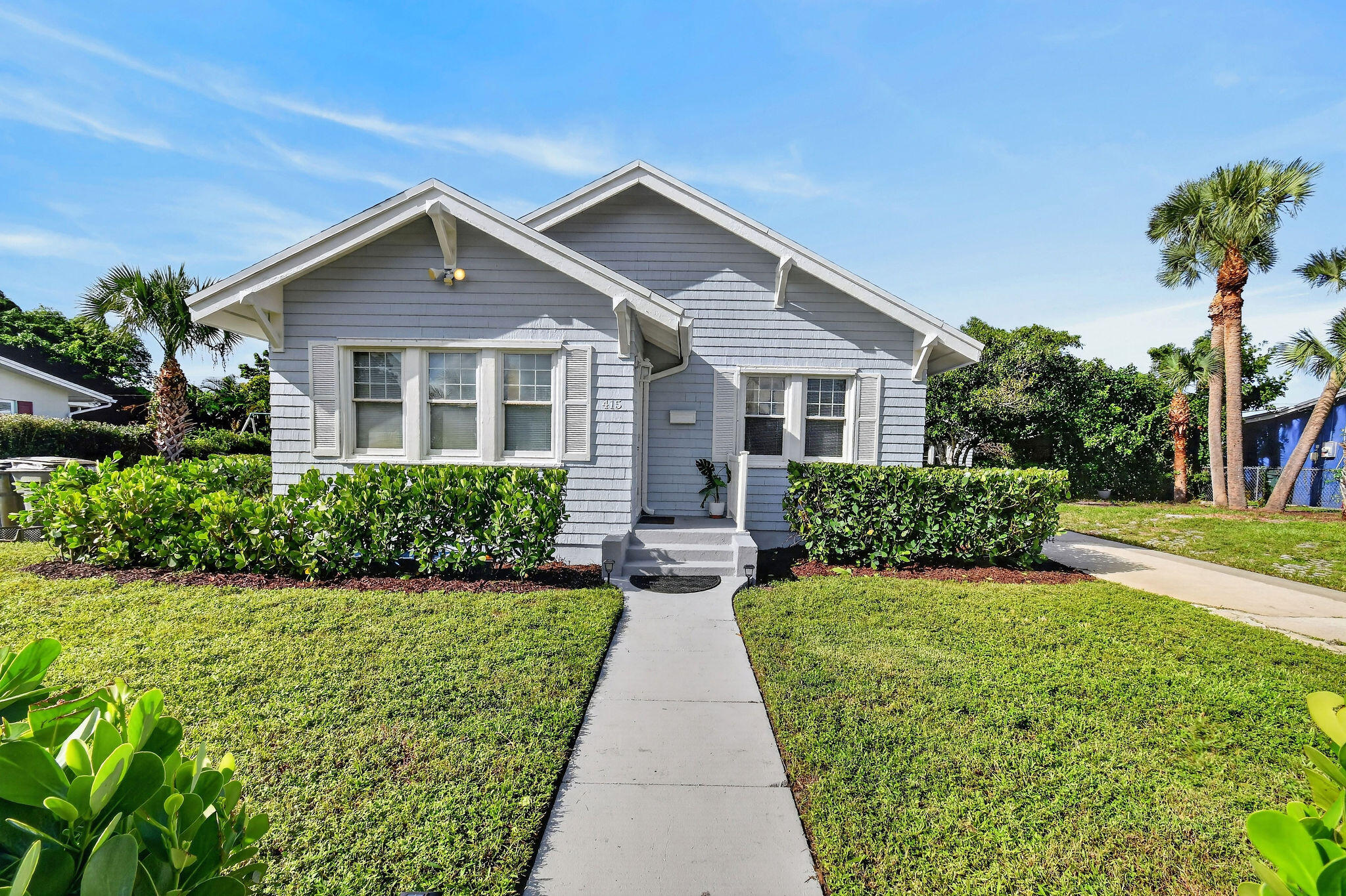 415 Greenbriar Drive Property Photo 1