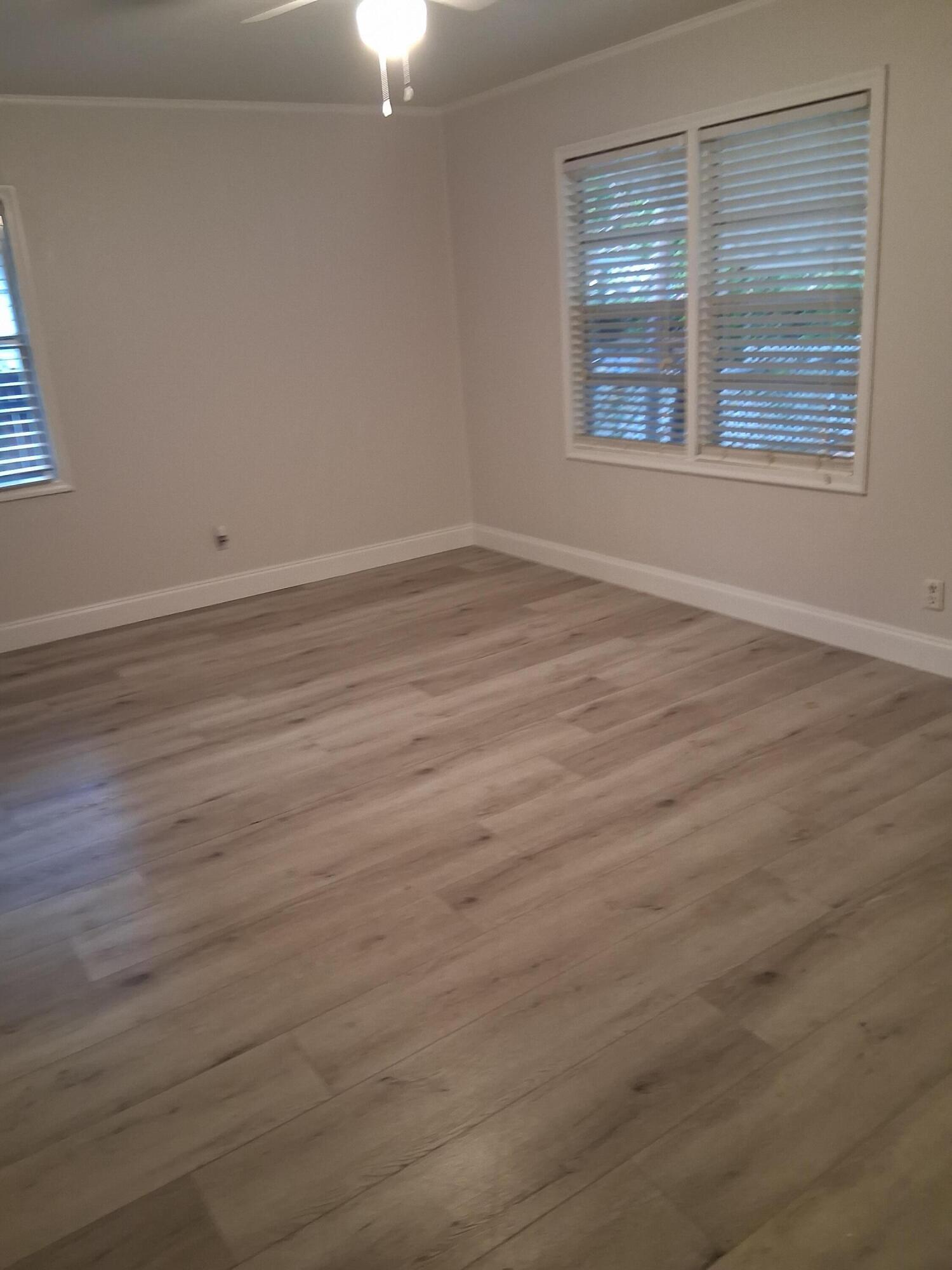 5815 Garden Avenue Property Photo 3