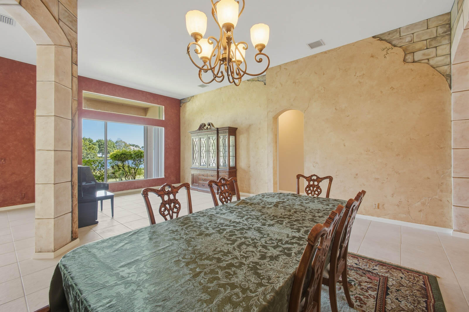 1251 Se Illusion Isle Way Property Photo 9