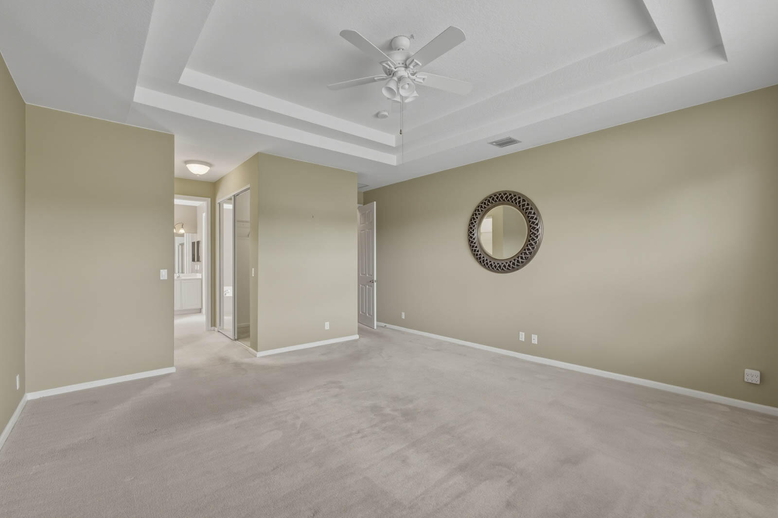 1251 Se Illusion Isle Way Property Photo 22