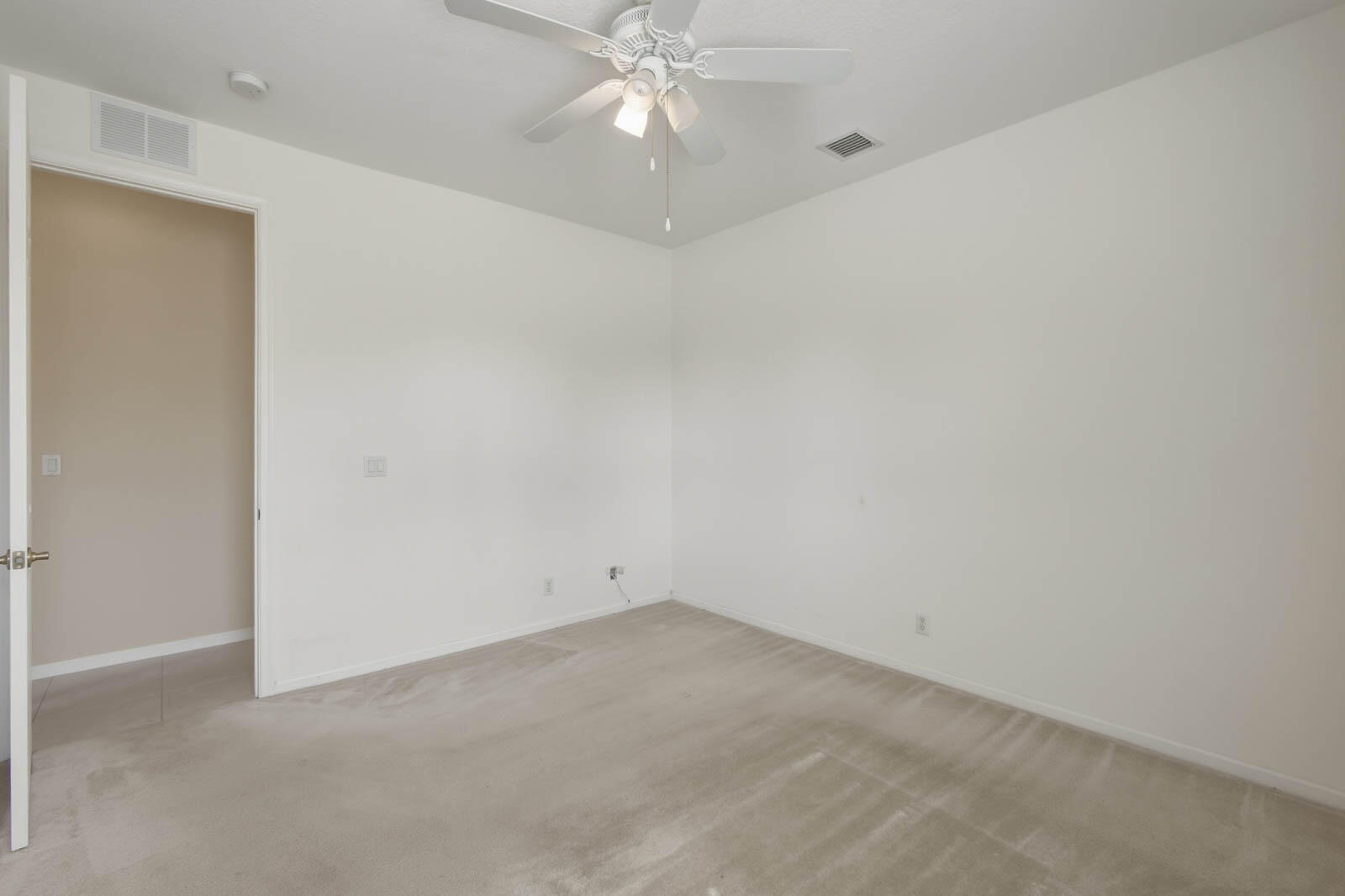 1251 Se Illusion Isle Way Property Photo 30