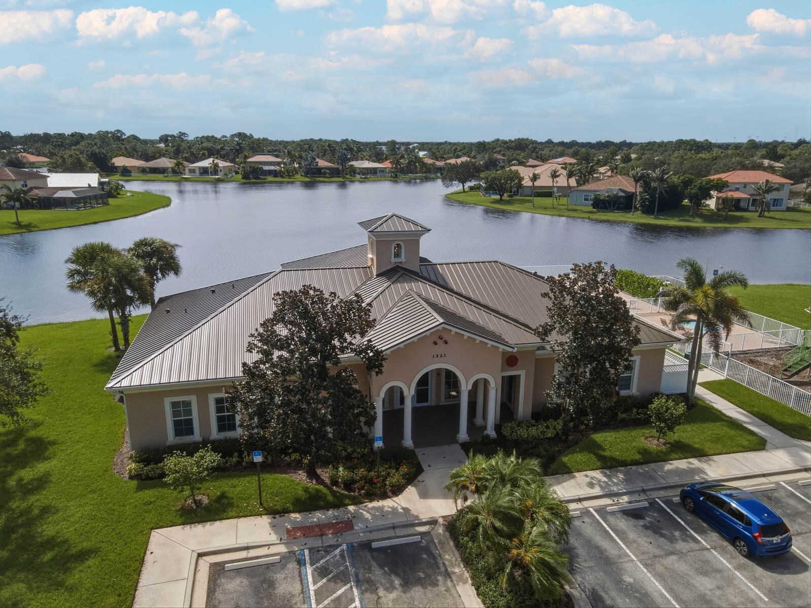 1251 Se Illusion Isle Way Property Photo 50