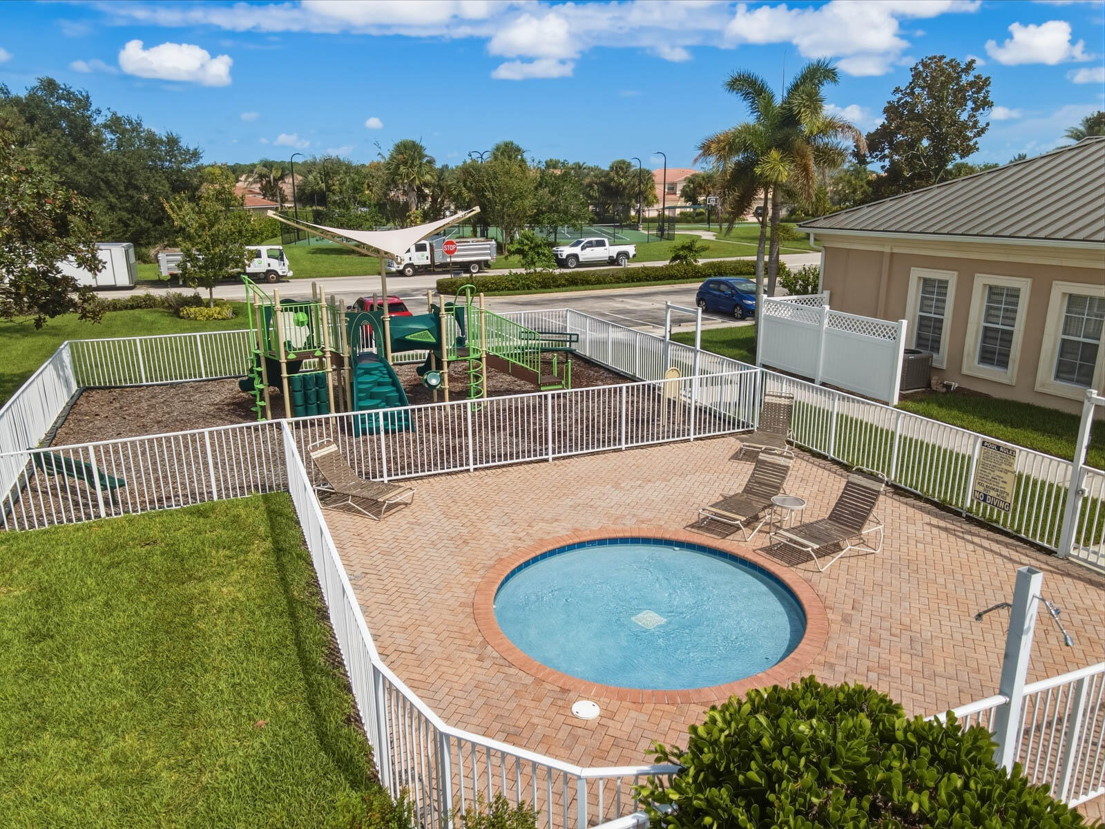 1251 Se Illusion Isle Way Property Photo 61