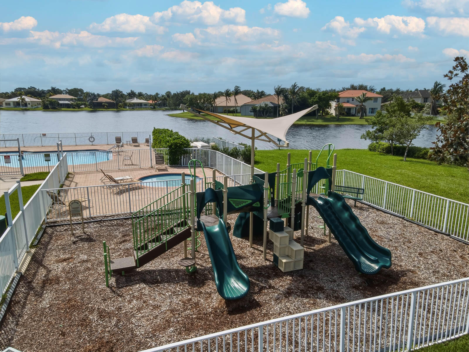 1251 Se Illusion Isle Way Property Photo 62