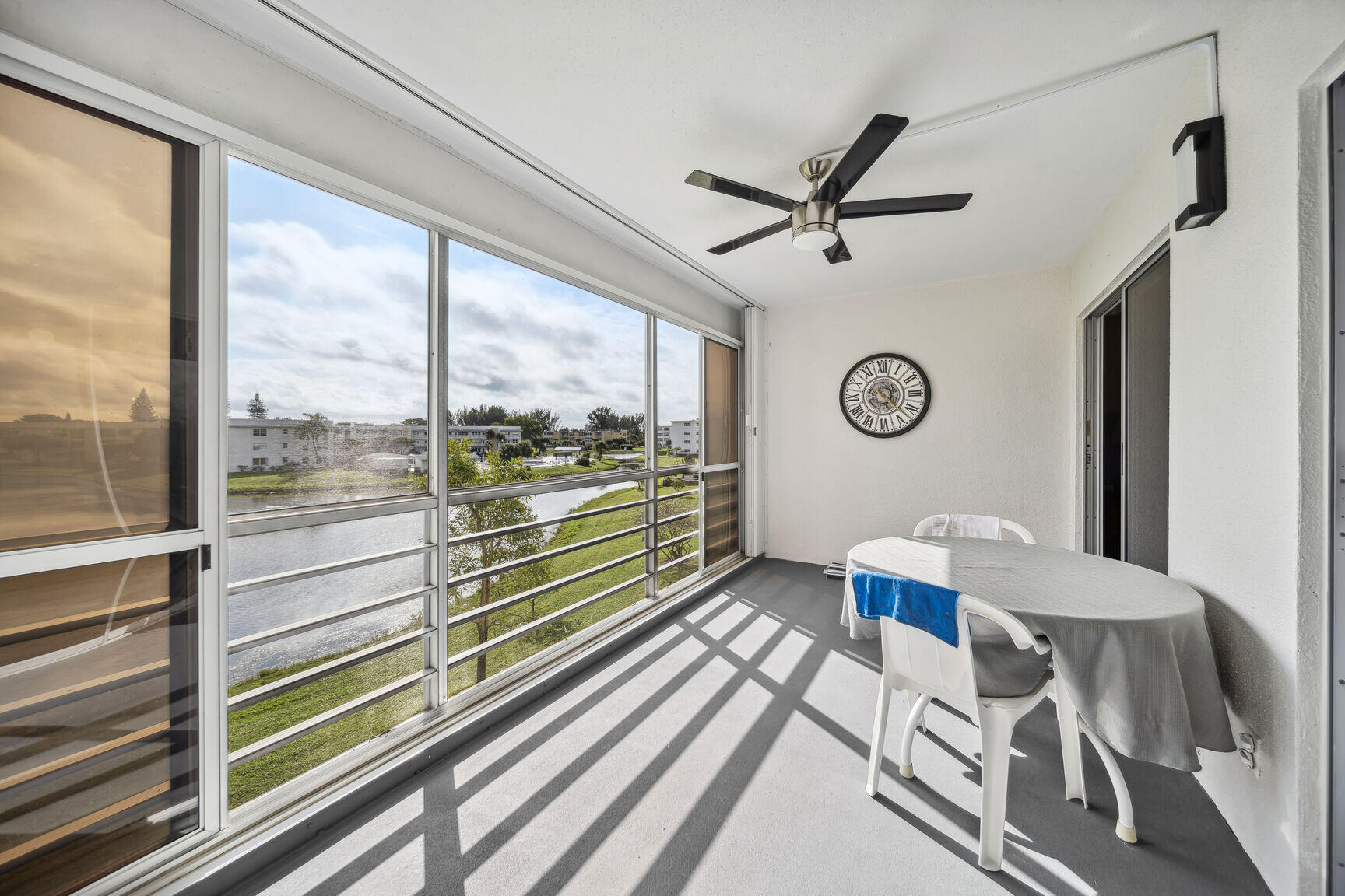 364 Wellington J Property Photo 15