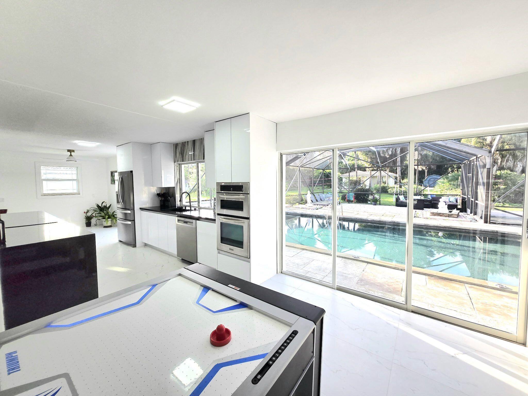 12231 Areaca Drive Property Photo 1