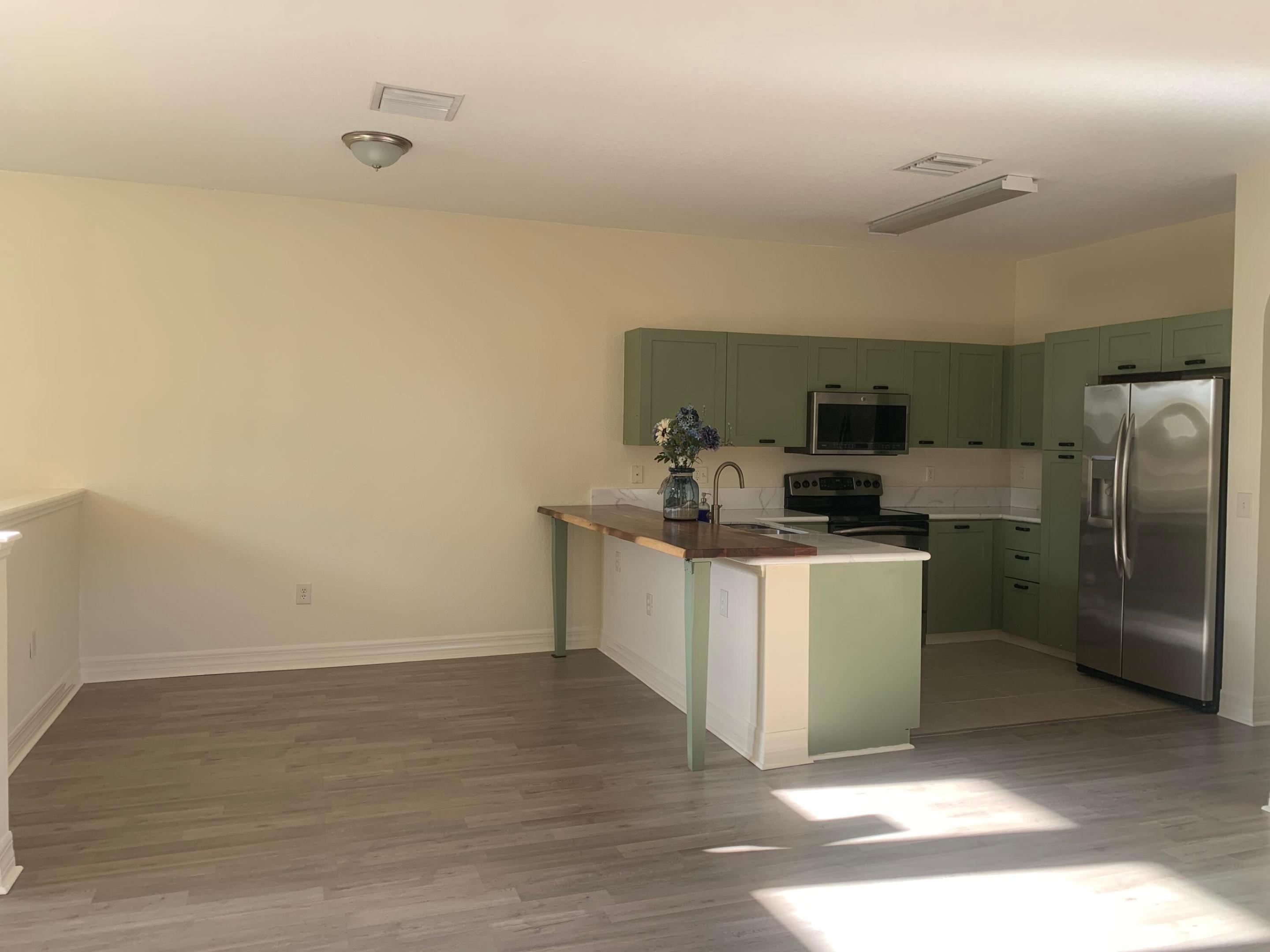 47 Se Sedona Circle 202 Property Photo 5