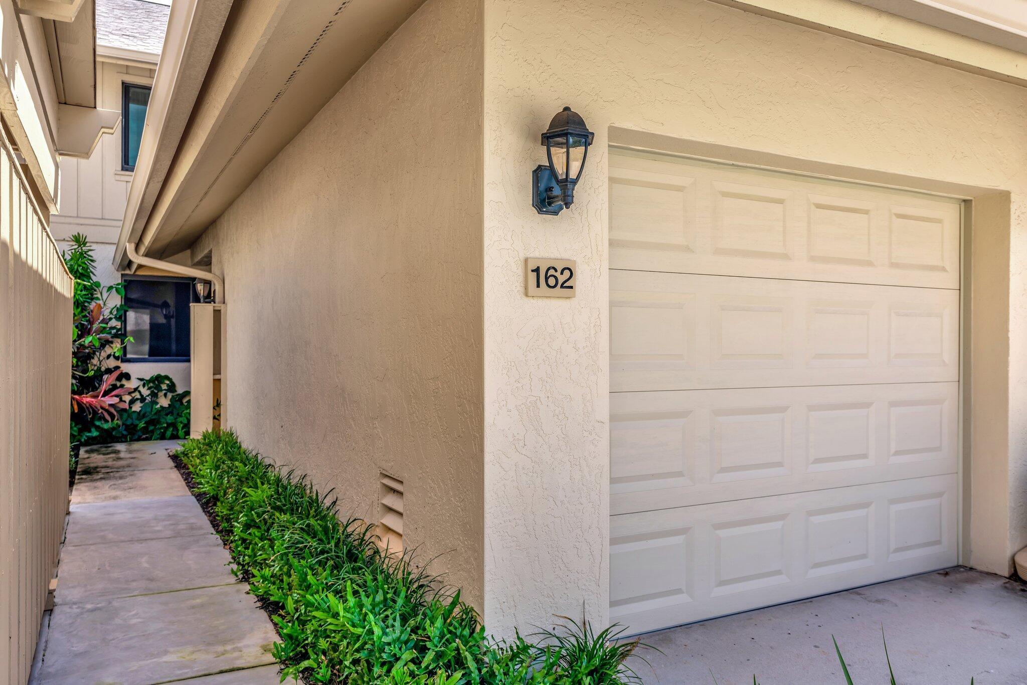 16913 Waterbend Drive 162 Property Photo 3