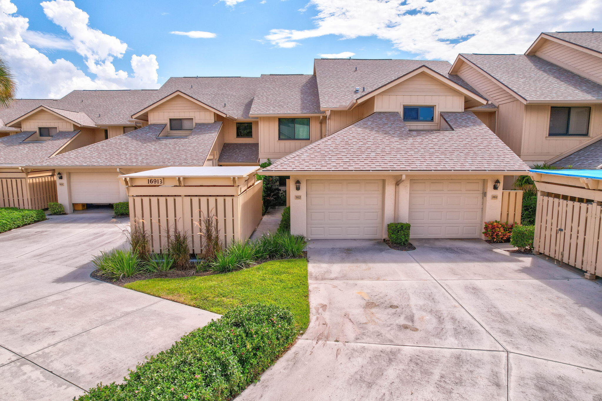 16913 Waterbend Drive 162 Property Photo 4
