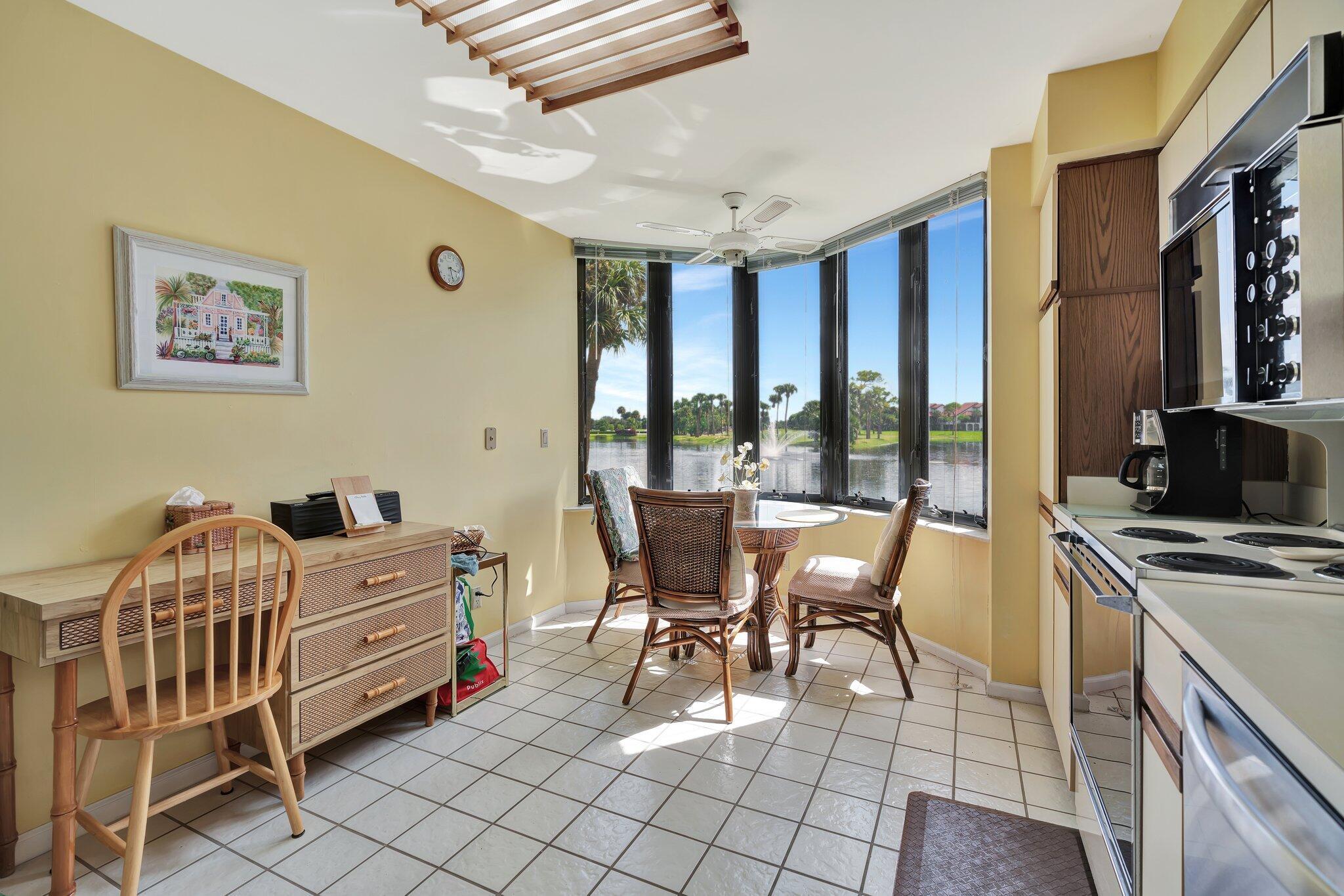 16913 Waterbend Drive 162 Property Photo 10
