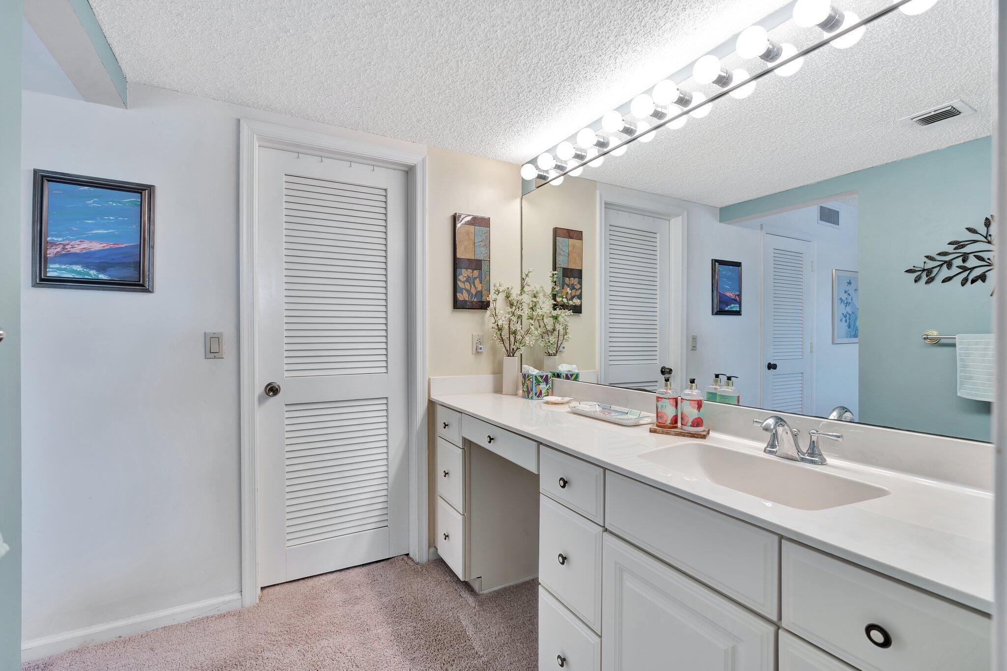 16913 Waterbend Drive 162 Property Photo 15