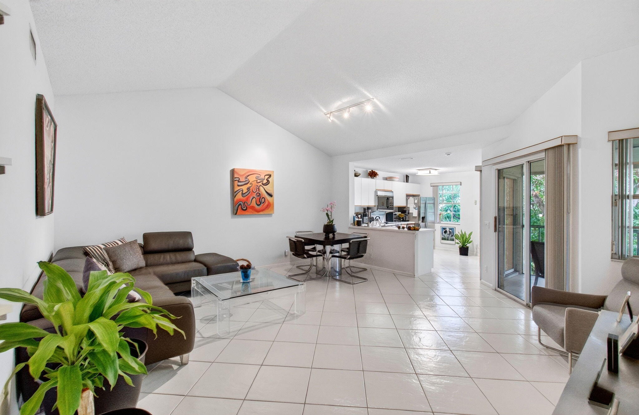 6737 Via Regina Property Photo 1