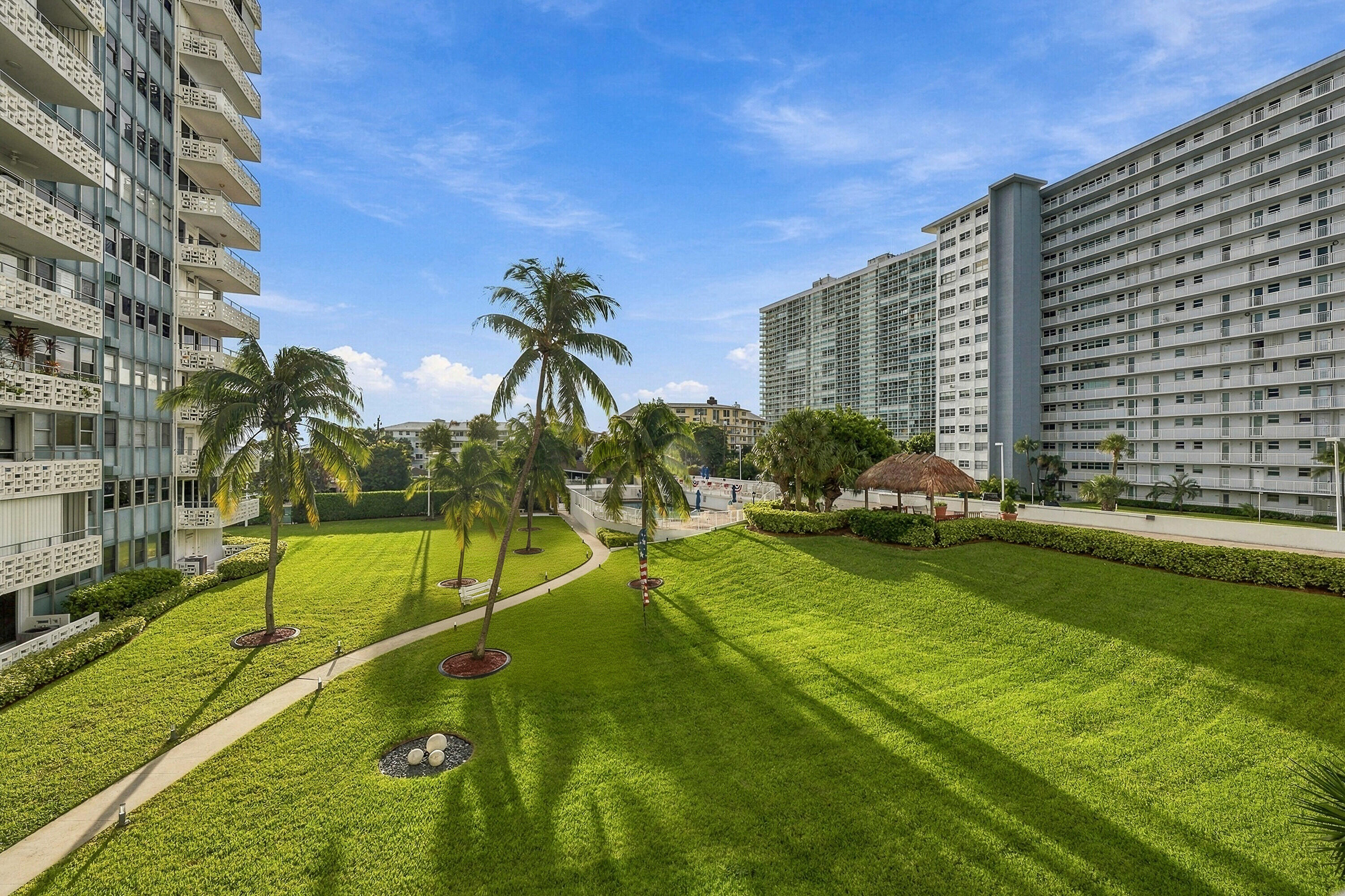 1900 S Ocean Drive 309 Property Photo 24