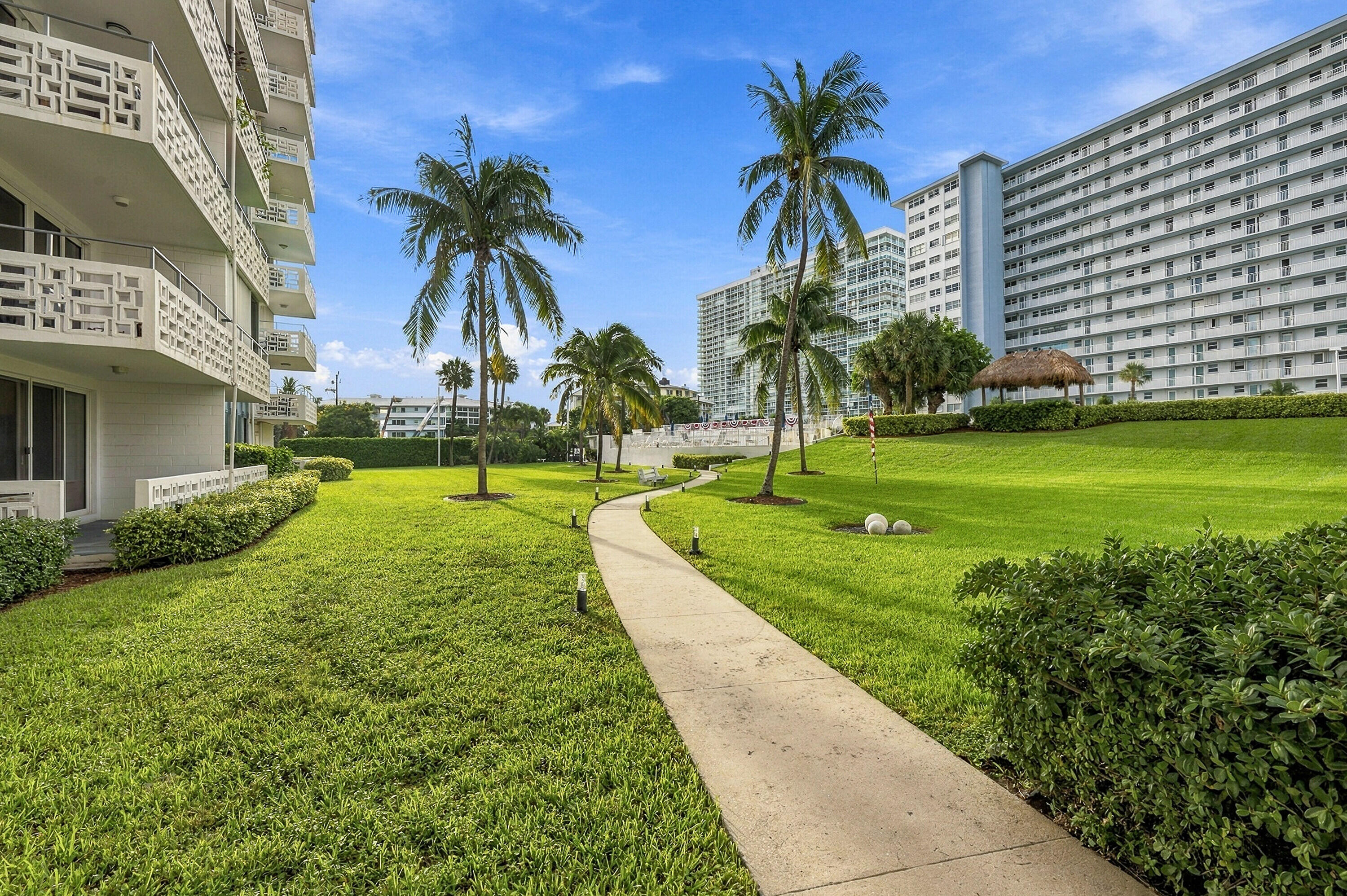 1900 S Ocean Drive 309 Property Photo 25
