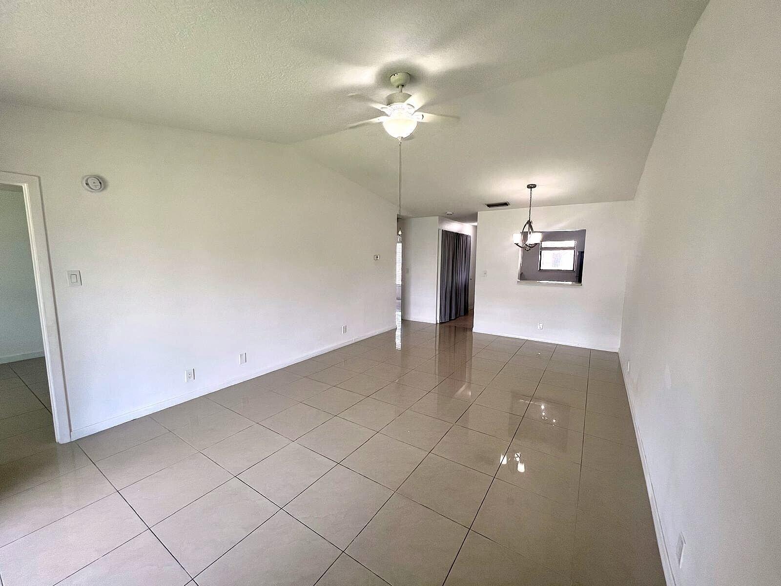 9431 Boca Cove Circle 1016 Property Photo 6