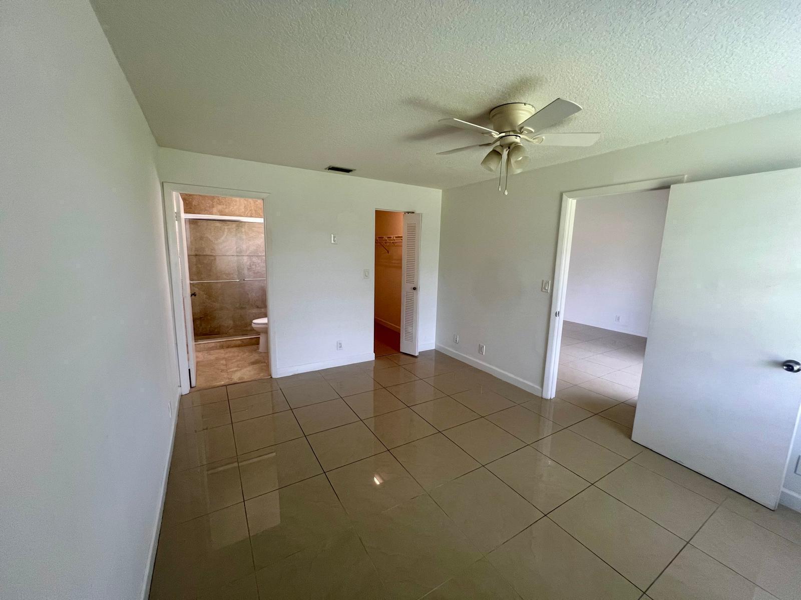 9431 Boca Cove Circle 1016 Property Photo 8