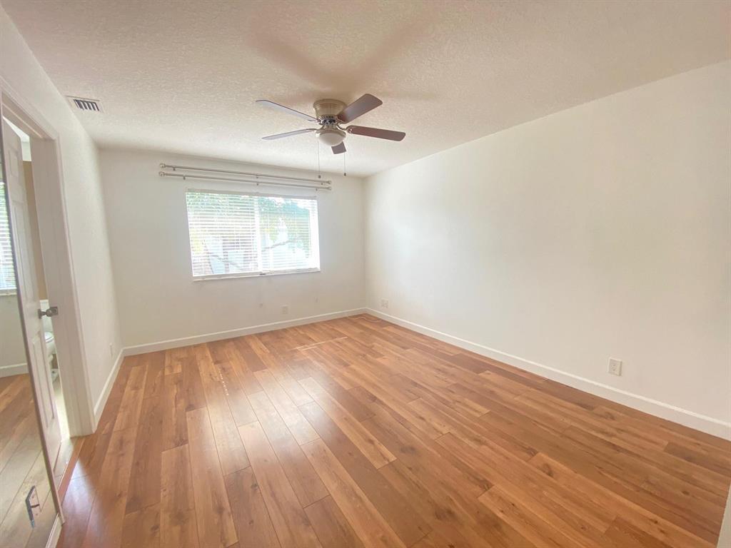 791 Nw 42nd Place Property Photo 18
